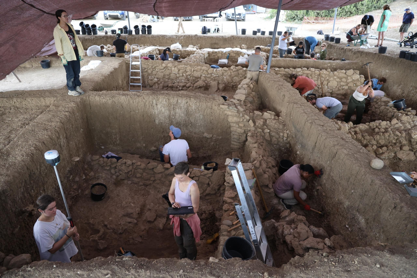 Tercera campaña de investigación en el yacimiento fenicio de Cerro del Villar