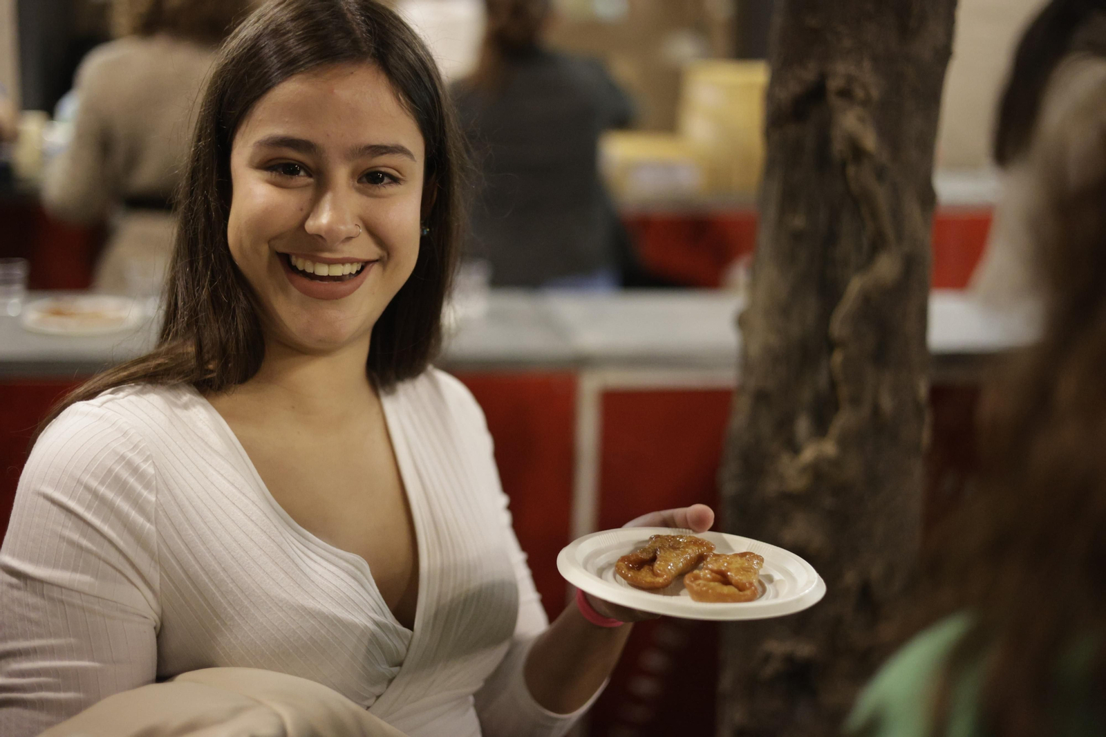 Carnaval de Cádiz 2024: Búscate entre las imágenes de la Pestiñada