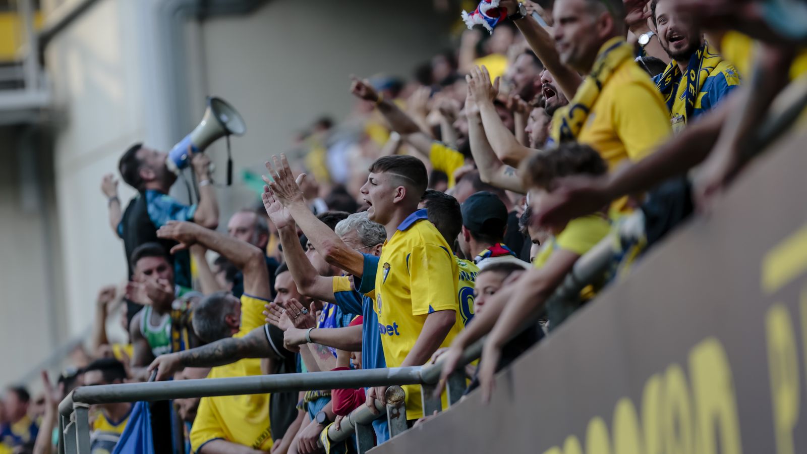 Las imágenes del Cádiz- Elche