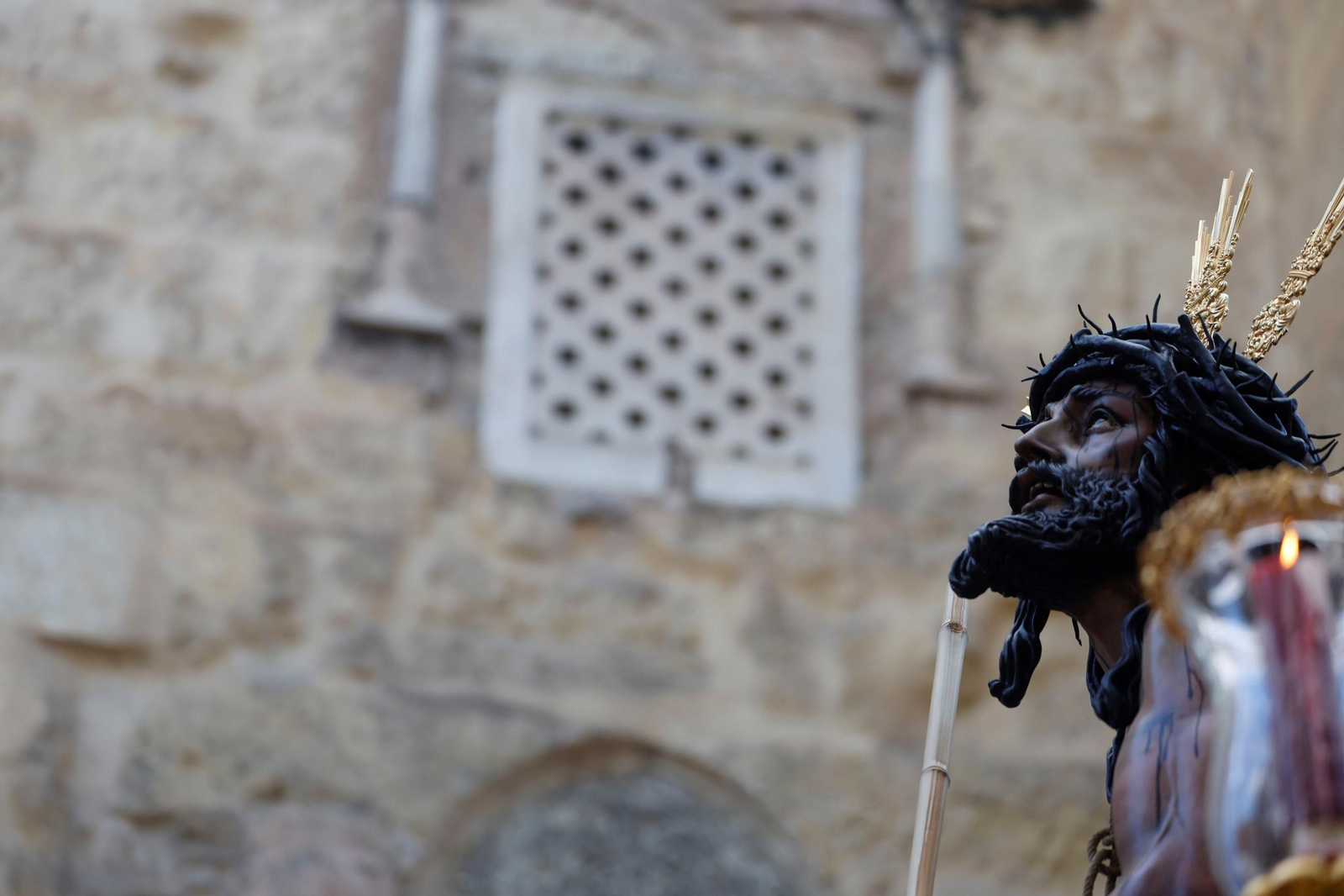 El traslado de la Merced en este Sábado Santo de Córdoba, en imágenes