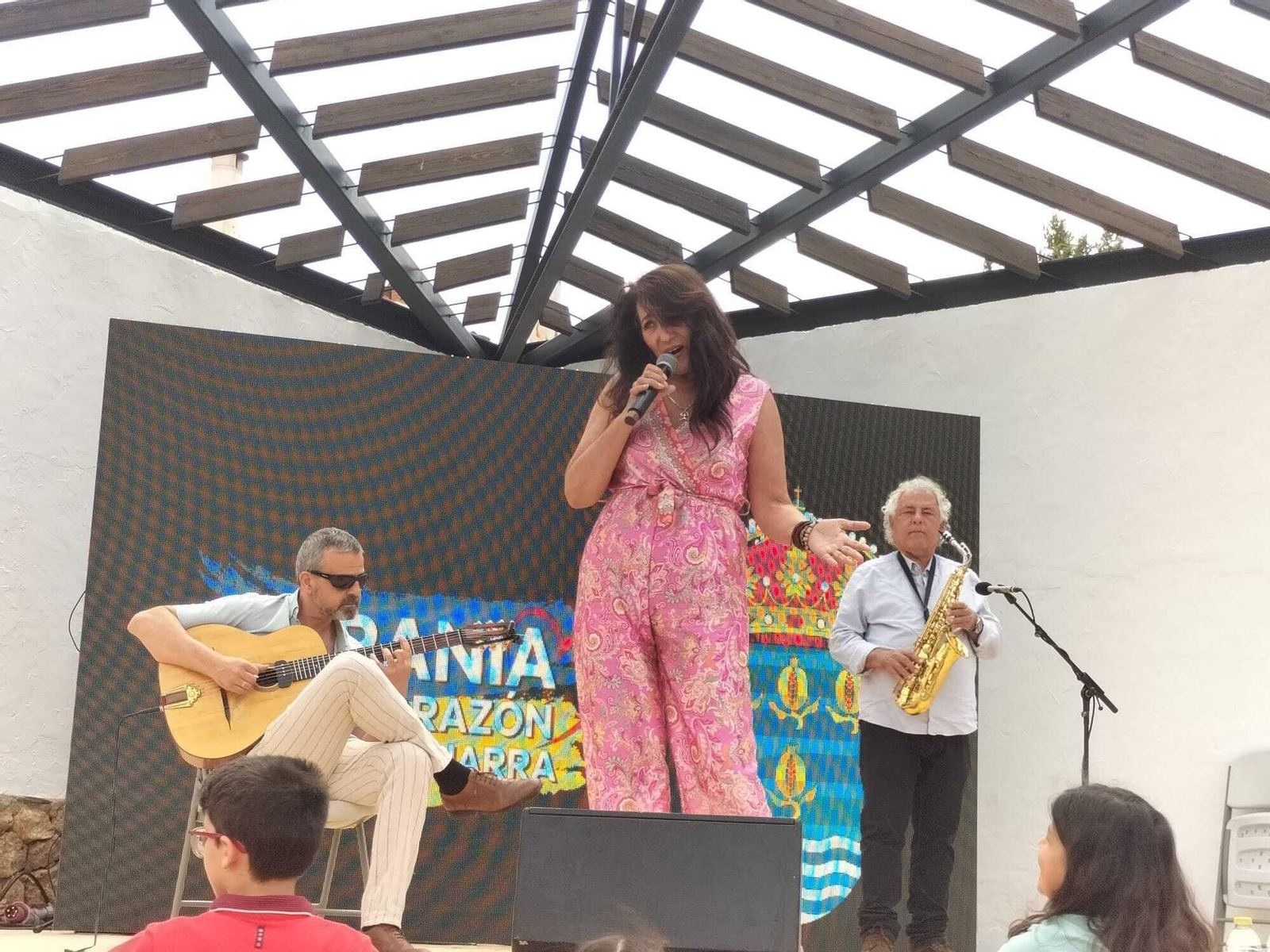 'Pueblos unidos por la paz: Ucrania en el corazón de la Alpujarra'