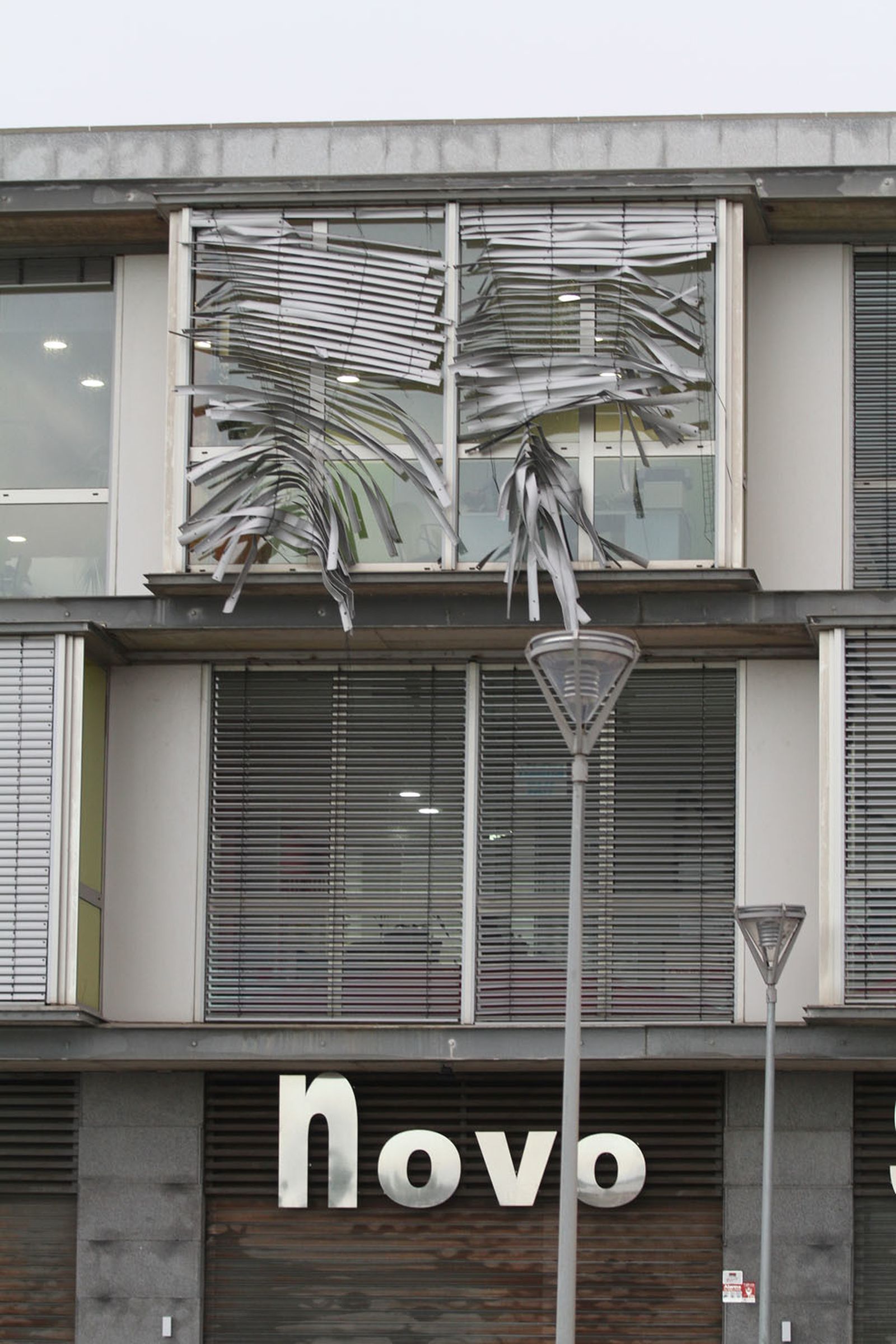 Consecuencias del temporal de lluvia y viento a su paso por la capital