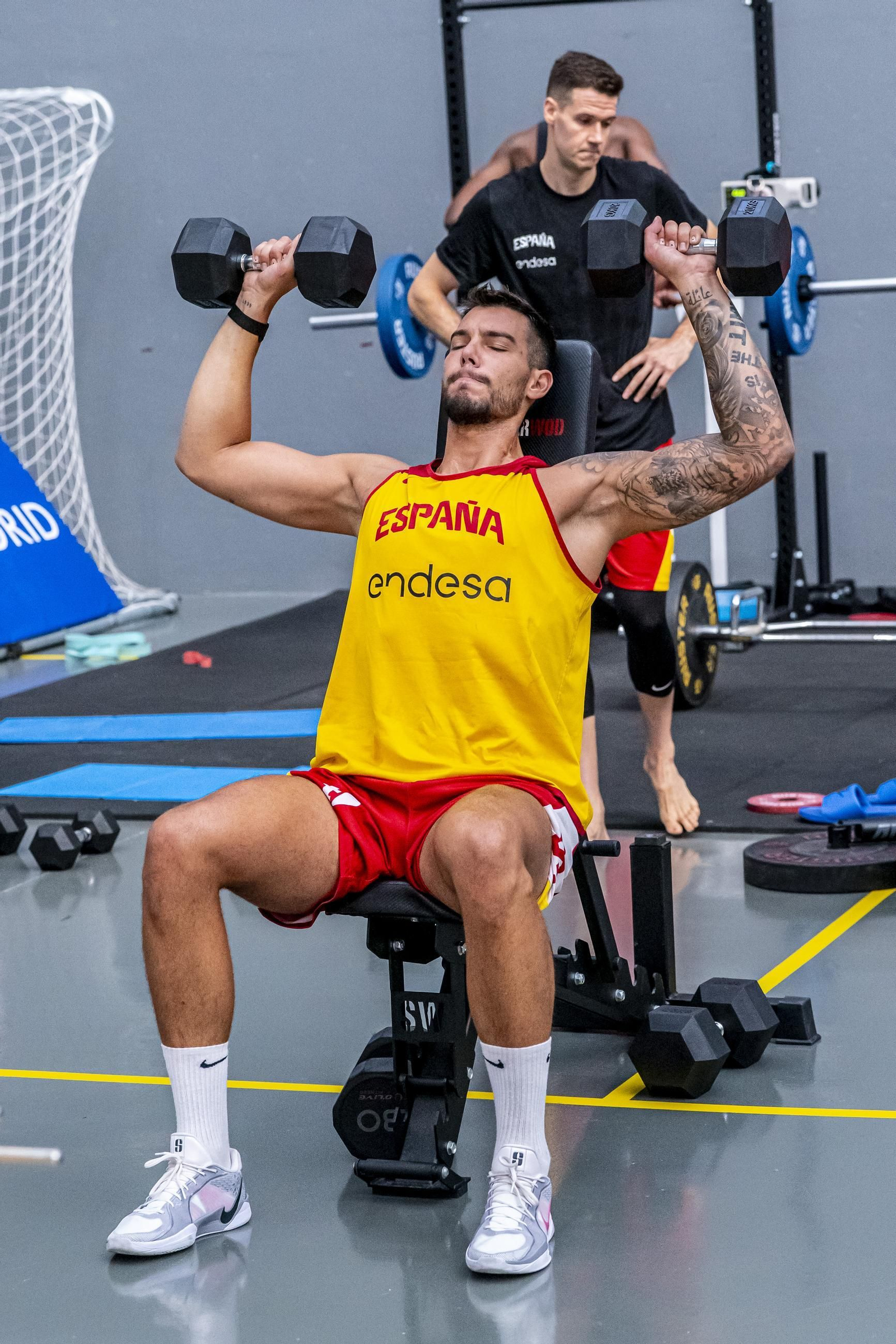 España acaba su trabajo en Madrid antes de venir a Málaga