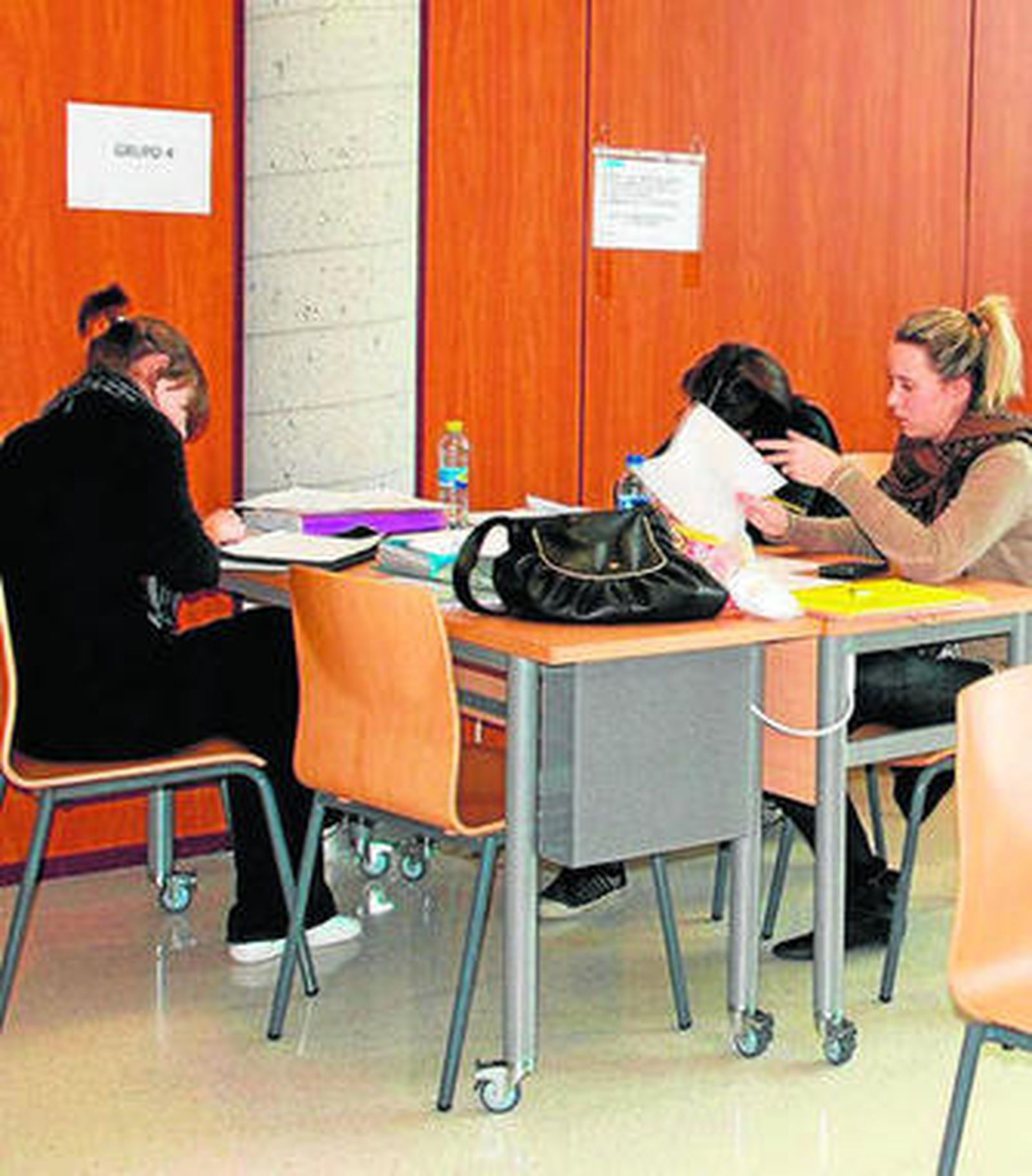 Imagen de la sala de estudio durante los pasados exámenes.