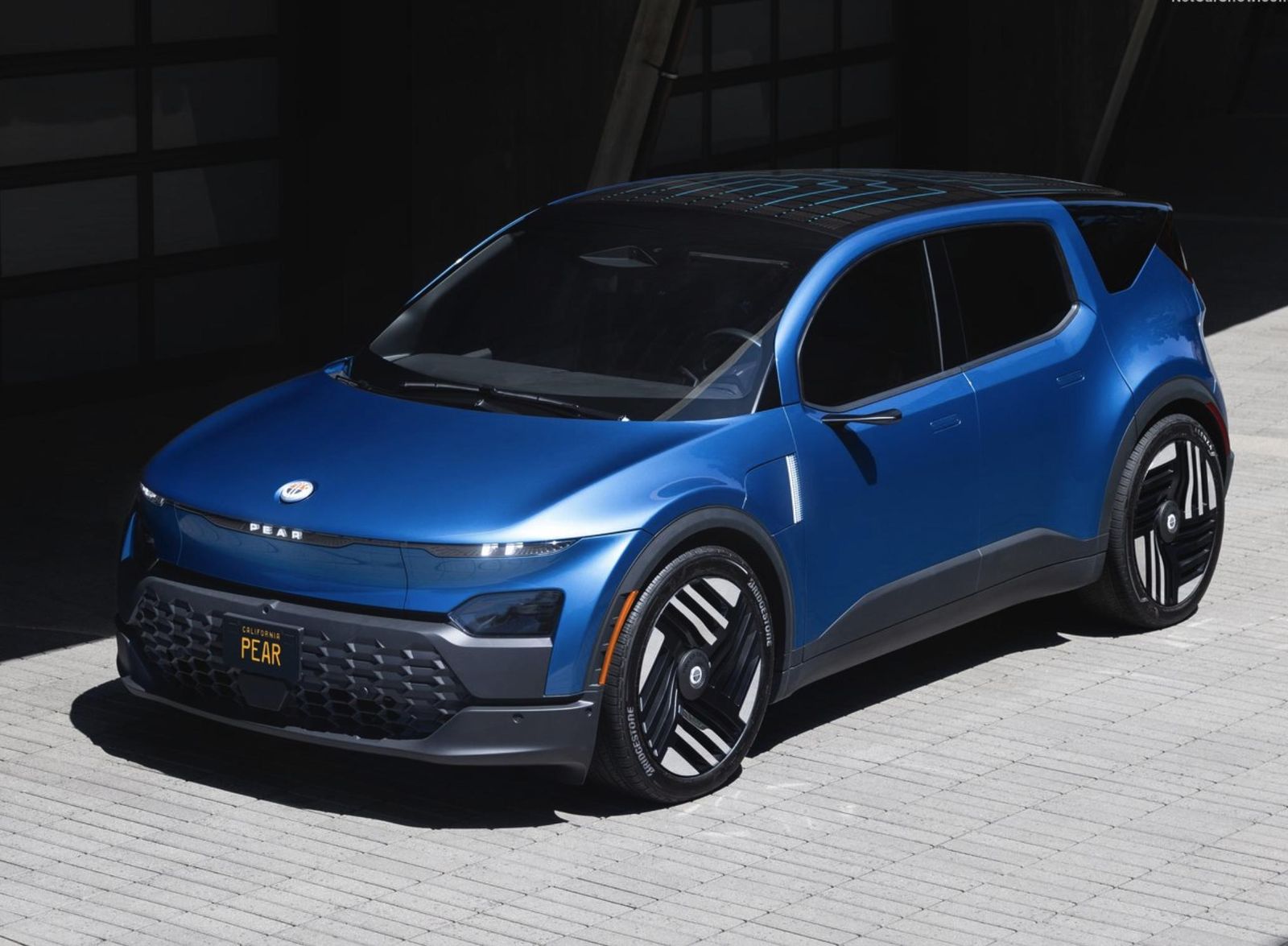 FIsker ultima los detalles de su SUV más pequeño y asequible, el Pear