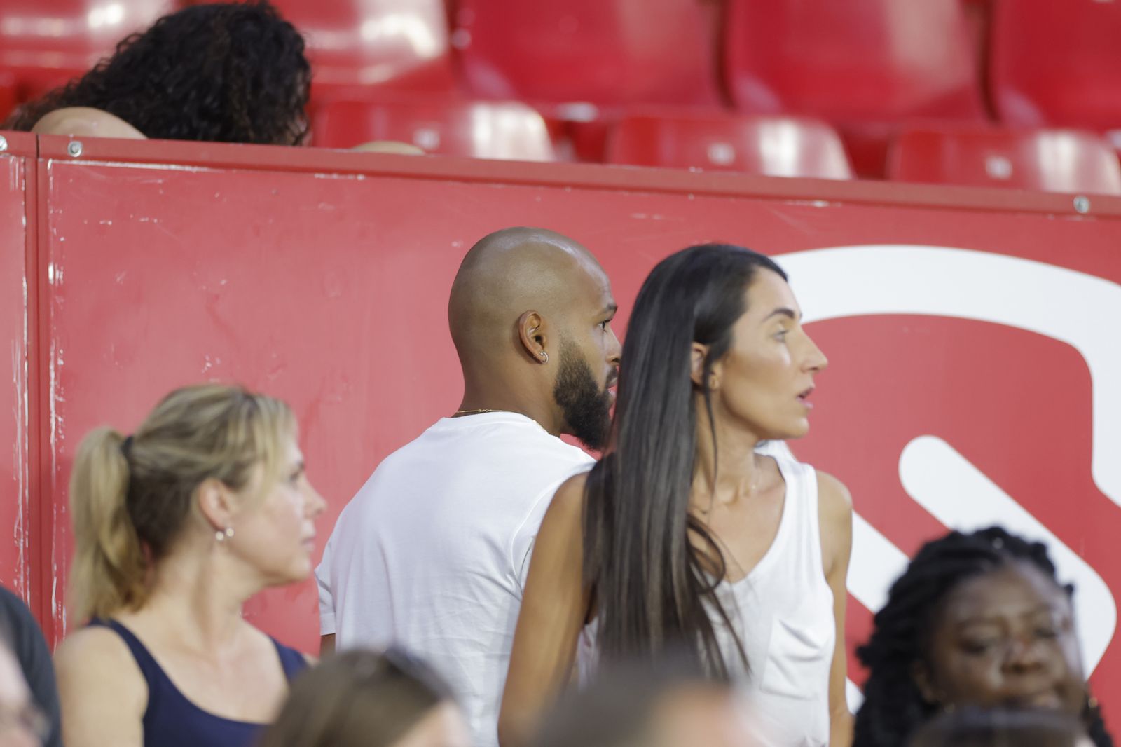 Búscate en las fotos del Sevilla fc-Girona