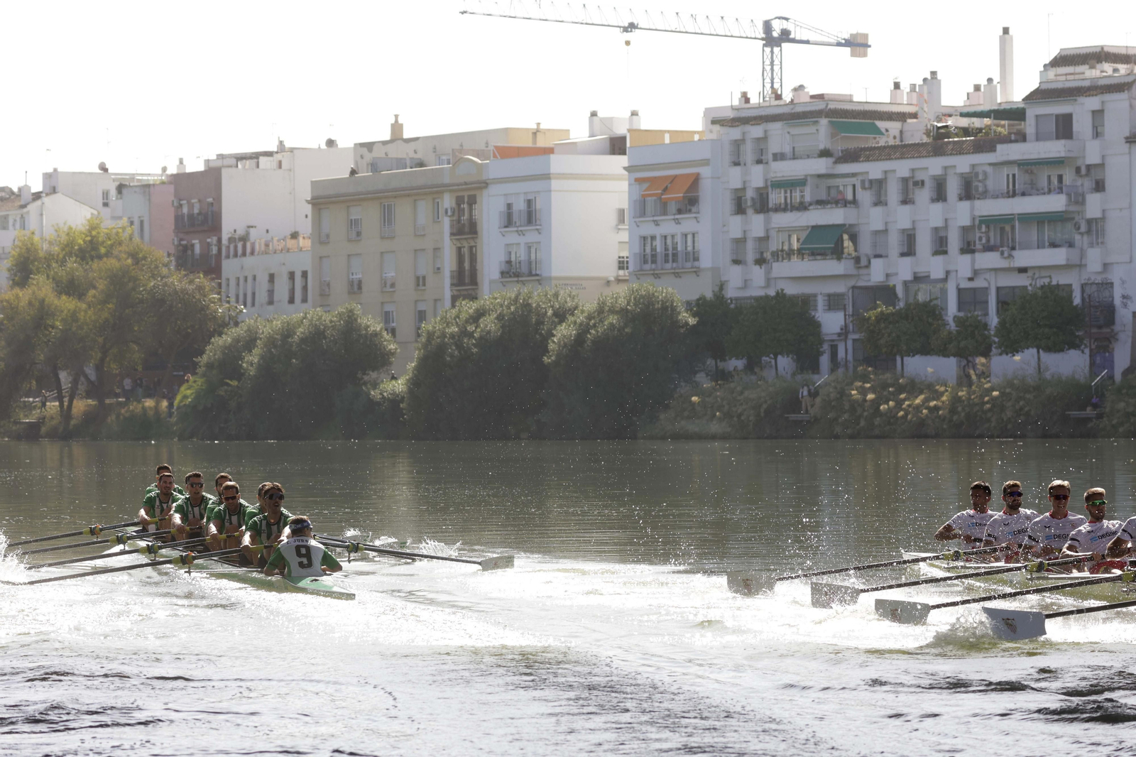 Las mejores imágenes de la Regata Sevilla-Betis