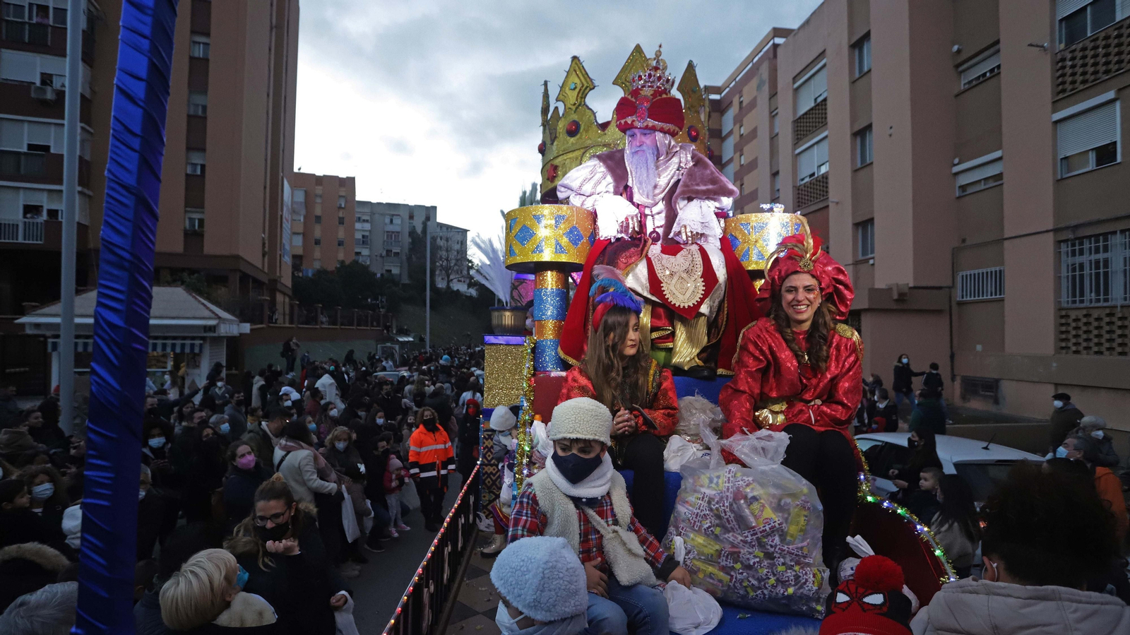 Fotos de la cabalgata de los Reyes Magos en Algeciras