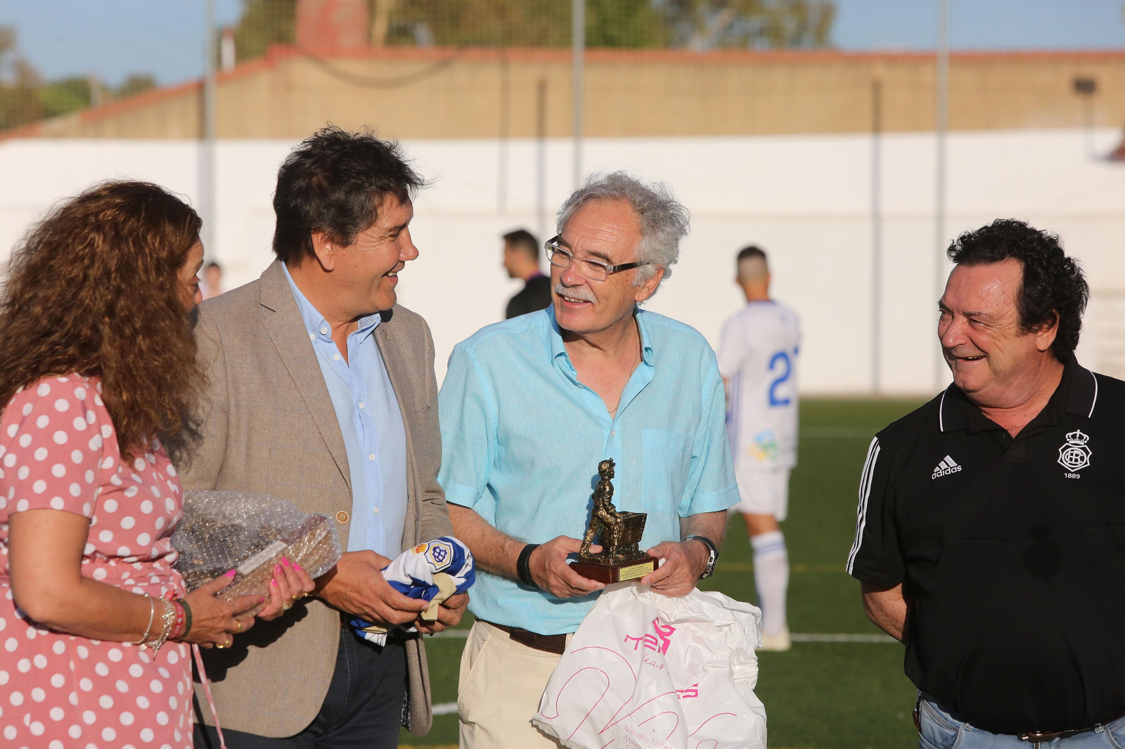 Imágenes del ambiente del partido Riotinto-Recreativo de pretemporada 2019