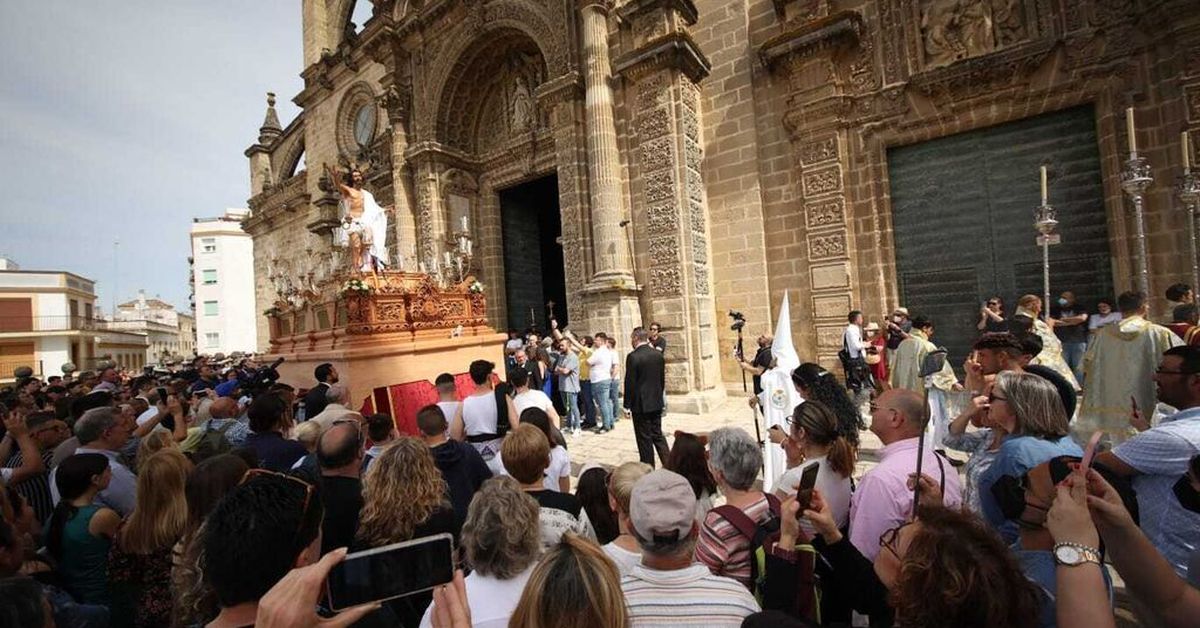 Horario e itinerario de la hermandad del Resucitado en la Semana Santa ...