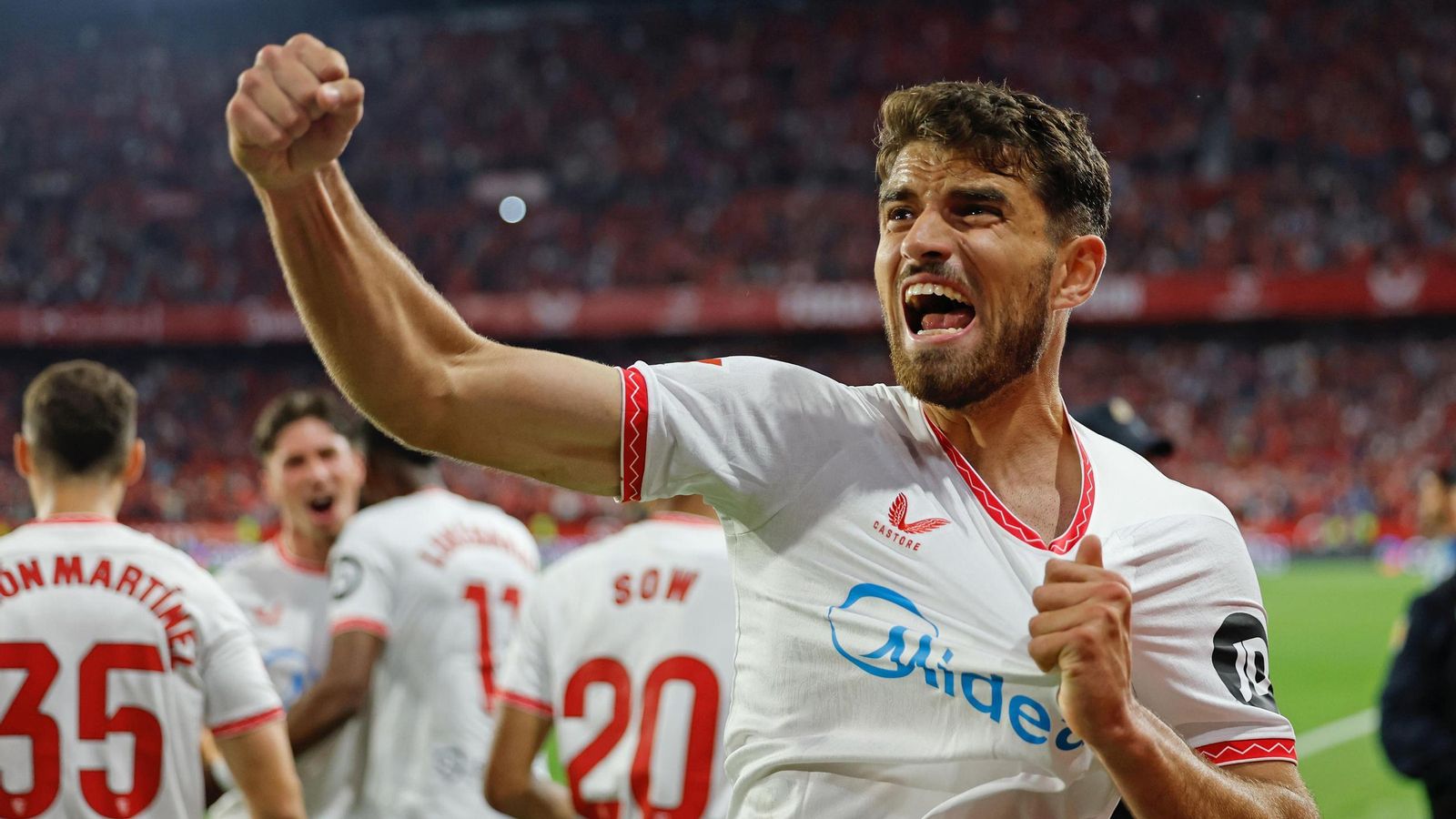 García Pascual, tras marcar.