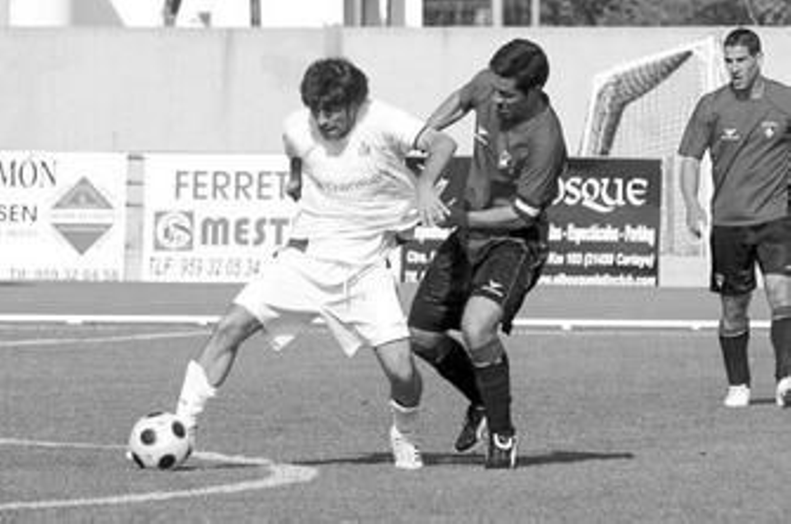 Manolo Barba, derecha, no podrá jugar el partido de mañana.