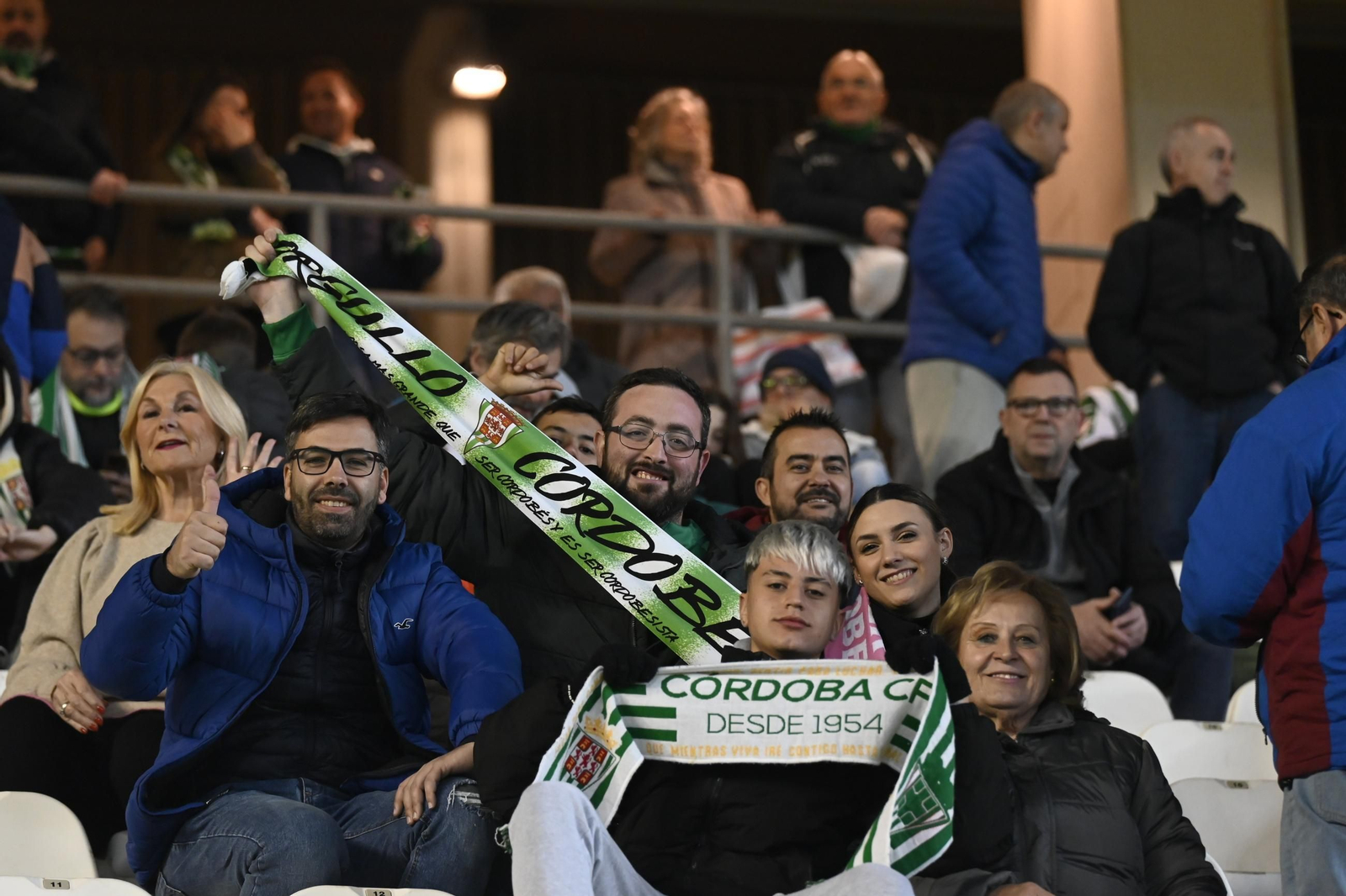 Las mejores fotos del gran ambiente en El Arcángel para el Córdoba CF - Eibar Las mejores fotos del gran ambiente en El Arcángel para el Córdoba CF - Eibar