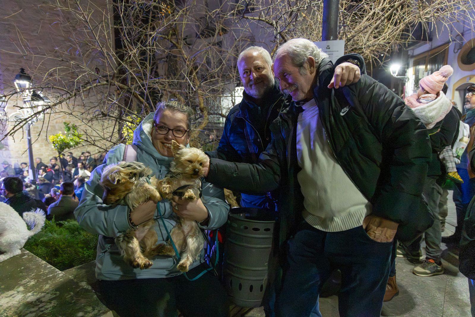 Encendido en Jaén de la lumbre oficial de San Antón 2026 y bendición de los animales