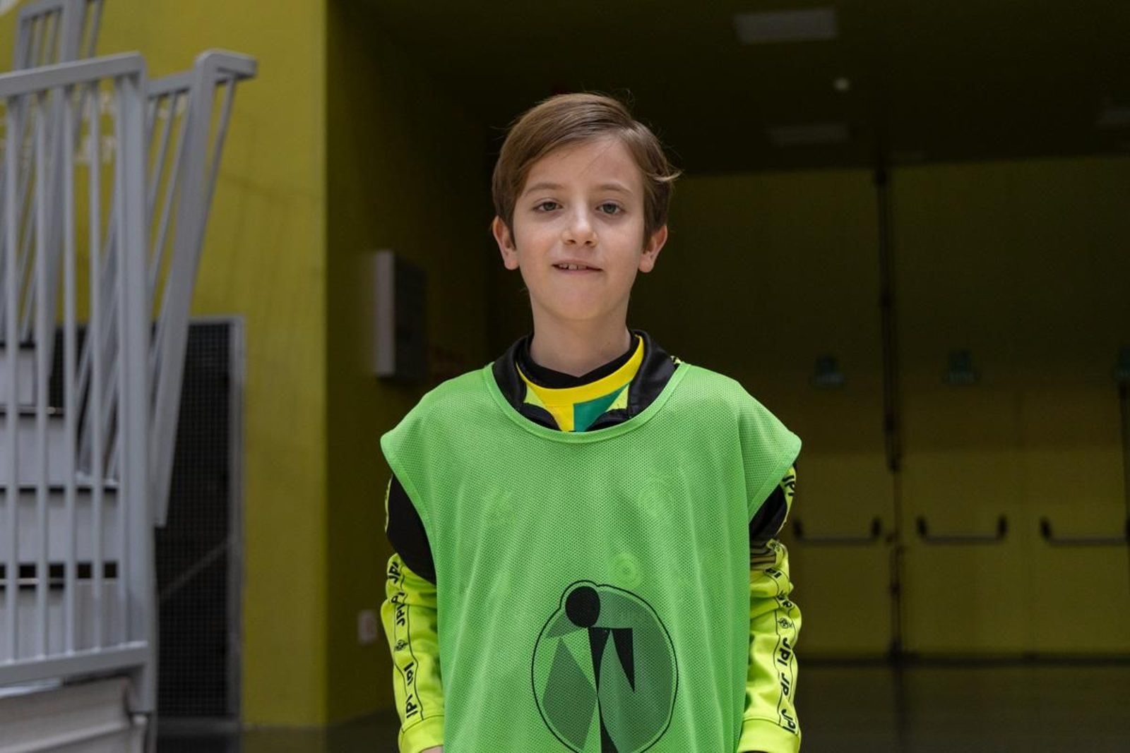 La fiesta amarilla en la goleada del Jaén FS al Barça, en imágenes