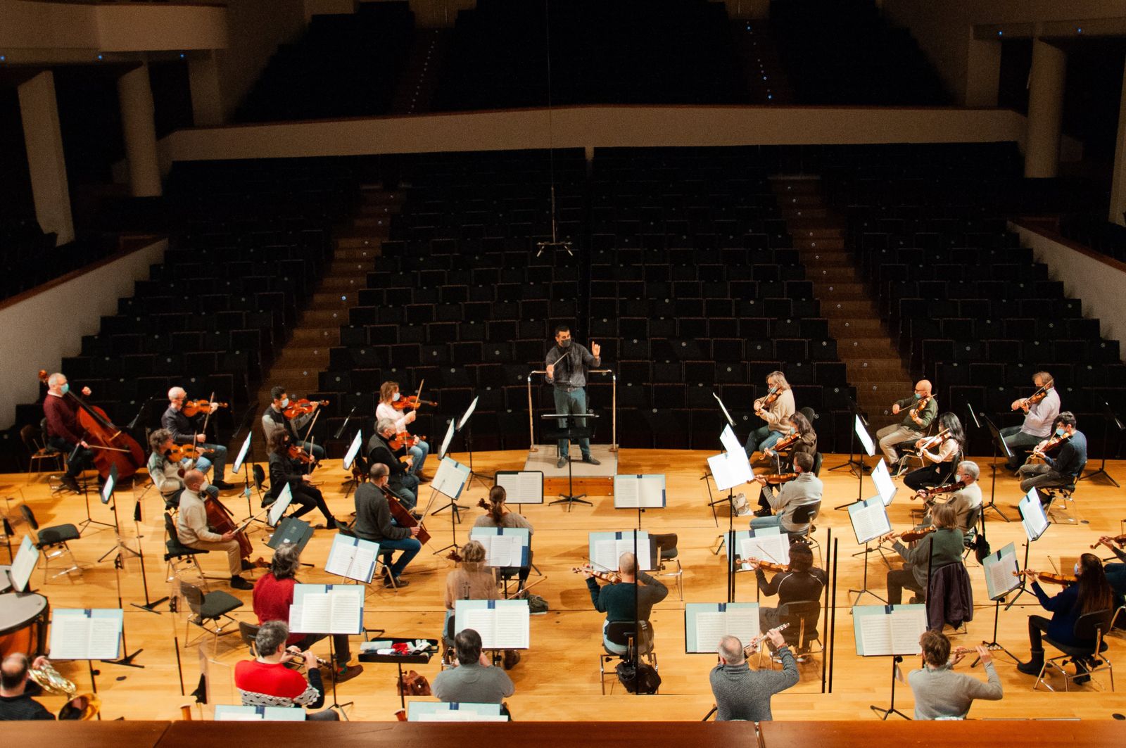 El Palacio de Festivales de Cantabria recibe hoy a la OCG en su primer concierto del año
