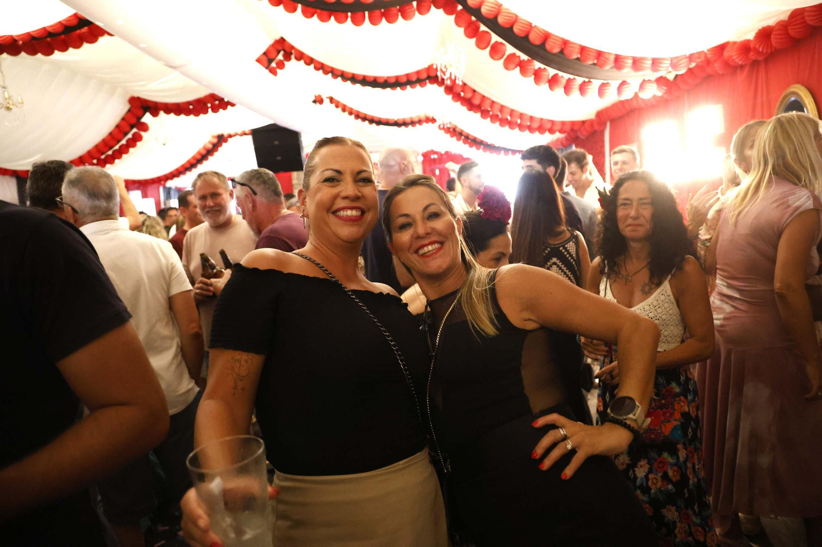 Búscate en las fotos del lunes en la Feria de Tarifa 2025