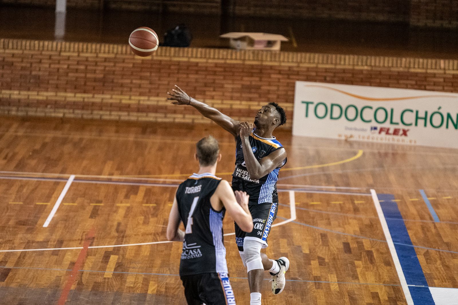 Baloncesto: Imágenes del Huelva Comercio - Extremadura