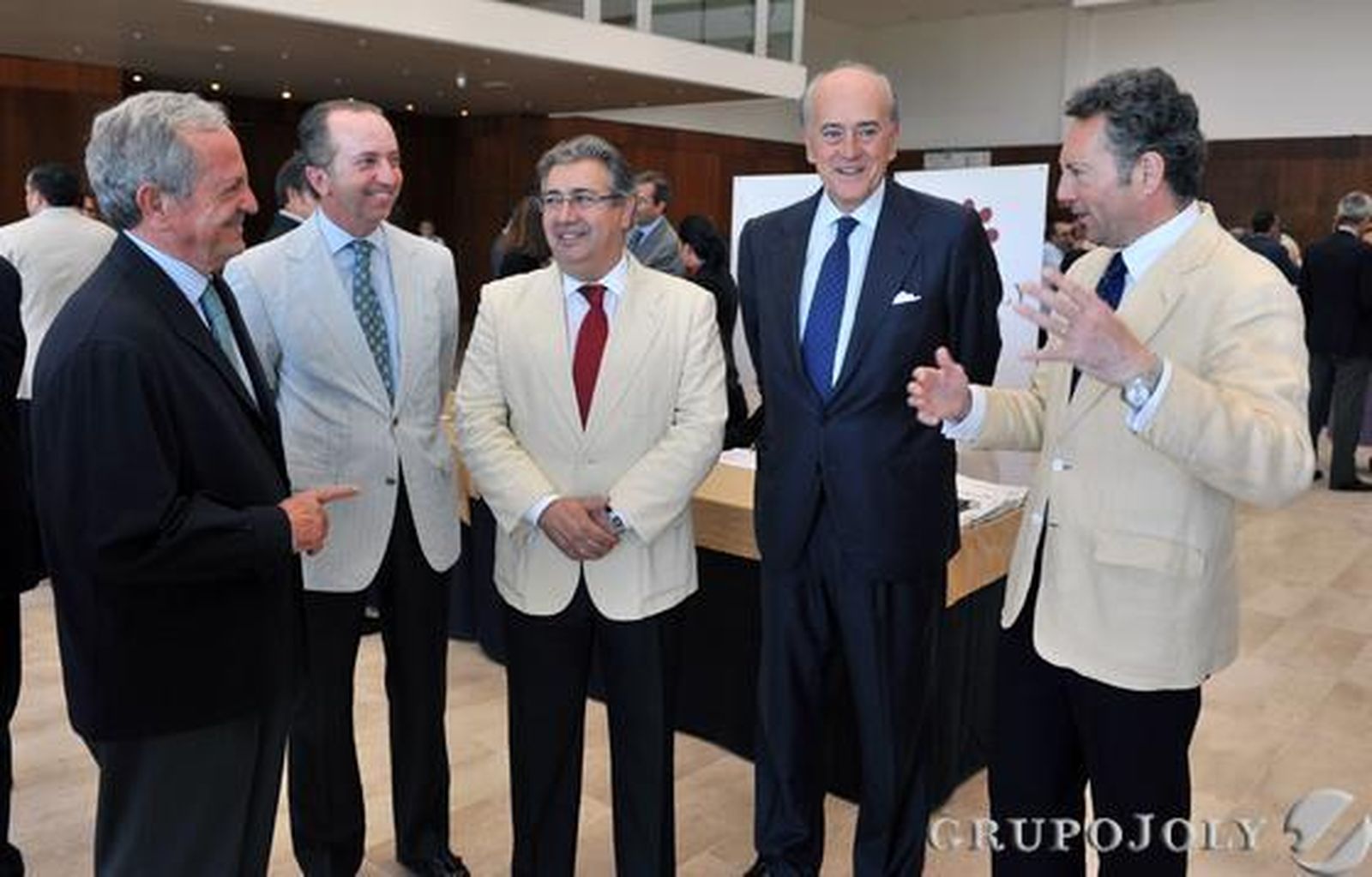 Los empresarios José Gandía y Rodrigo Charlo, con Juan Ignacio Zoido, Baldomero Falcones y José Joly.  Foto: Victoria Hidalgo / Juan Carlos Vazquez