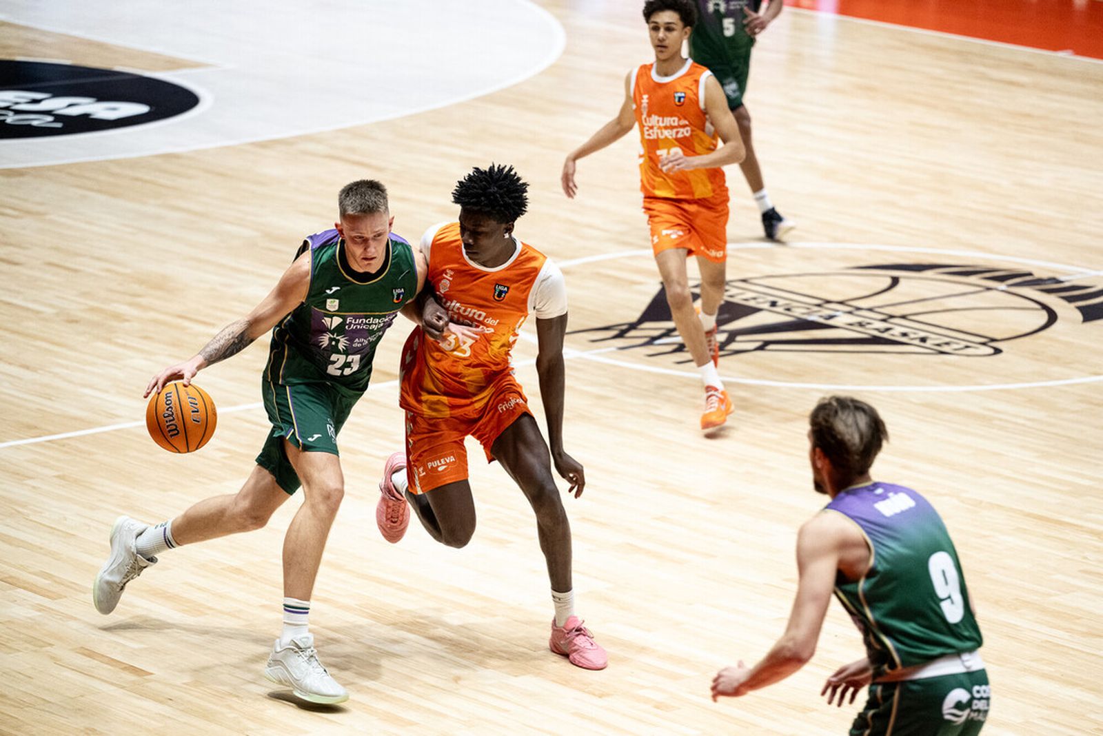 Liga U22: El Unicaja se quedó a un paso en Valencia (78-75)