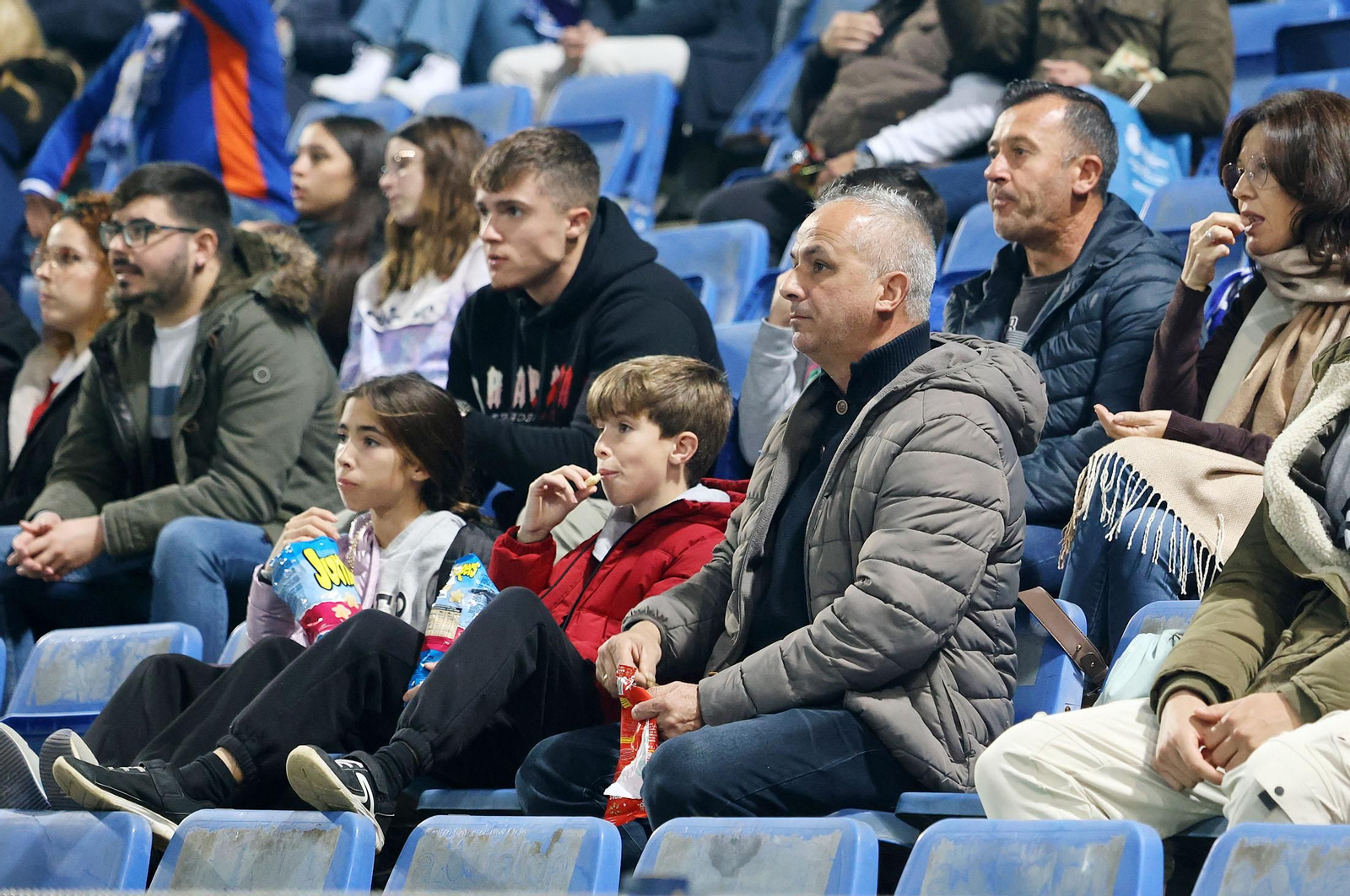 Búscate en las gradas del Nuevo Colombino en el Recre-Intercity