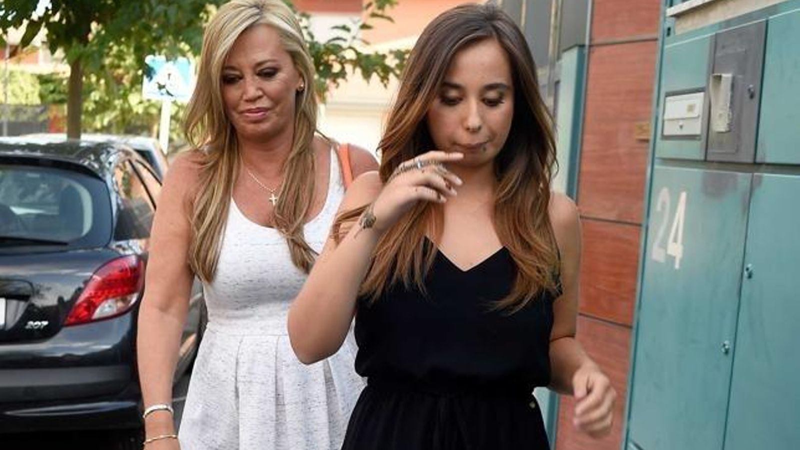 Belén Esteban con su hija Andrea. Belén Esteban con su hija Andrea.