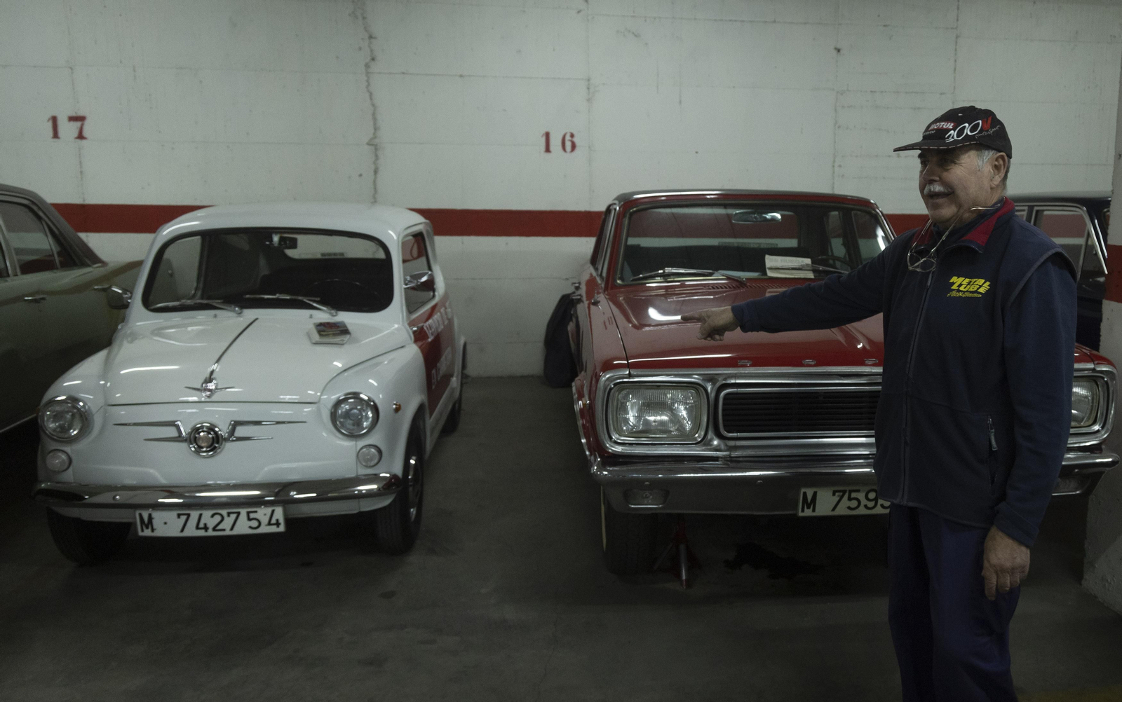 Los vehículos clásicos de Alfonso Chaves, todas las imágenes