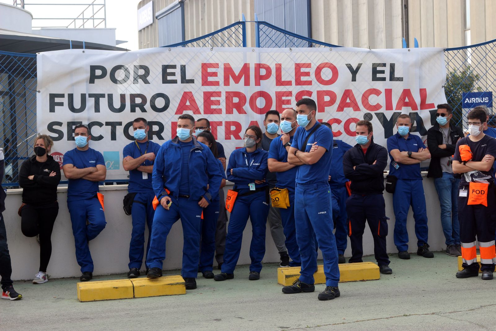 Concentración de trabajadores en la planta de Airbus Puerto Real