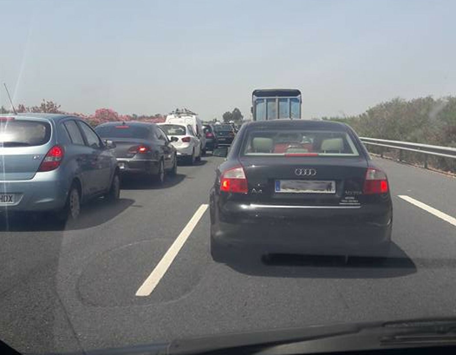 Retenciones en la autovía A-49.