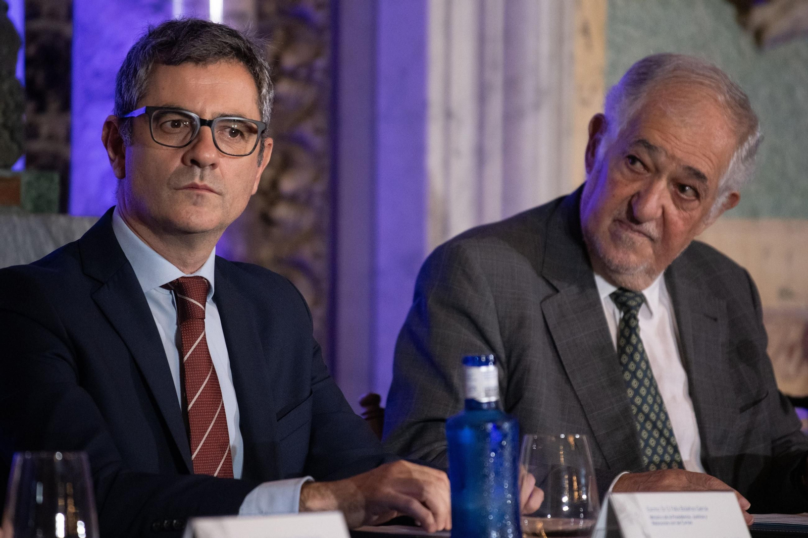 El ministro de Justicia, Félix Bolaños, y el presidente del Tribunal Constitucional, Cándido Conde Pumpido.