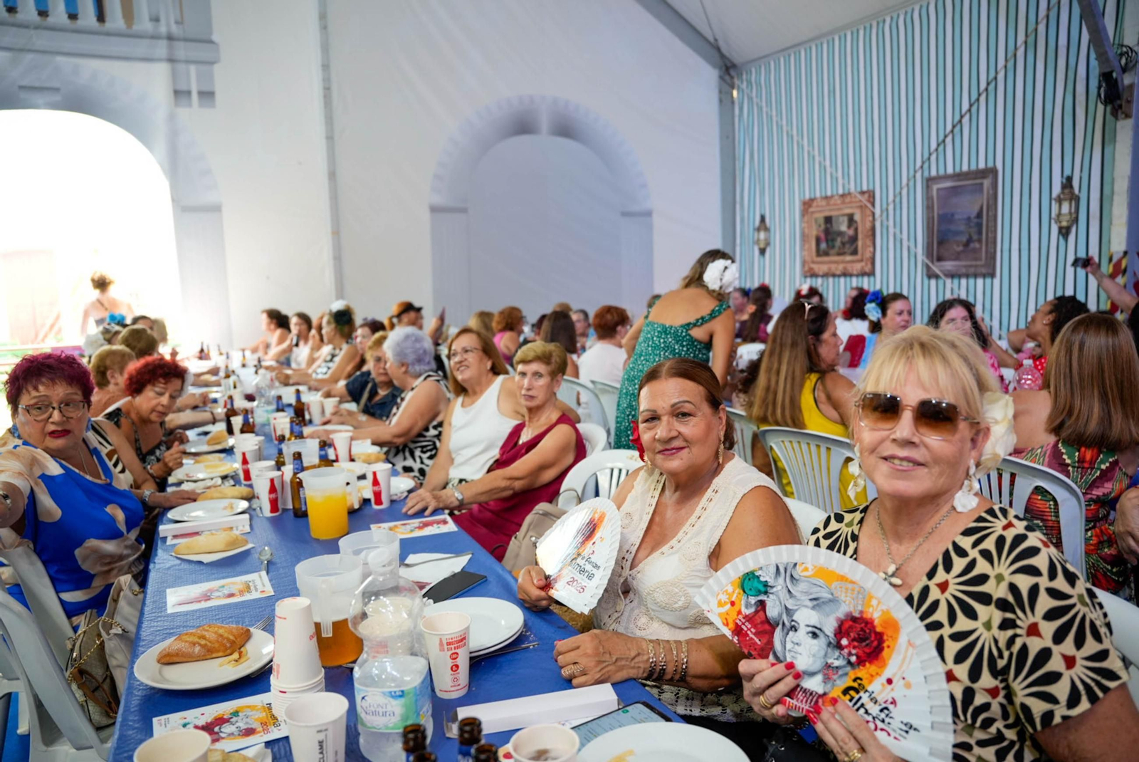 Las fotos de la comida de homenaje a la mujer en la Feria de Almería