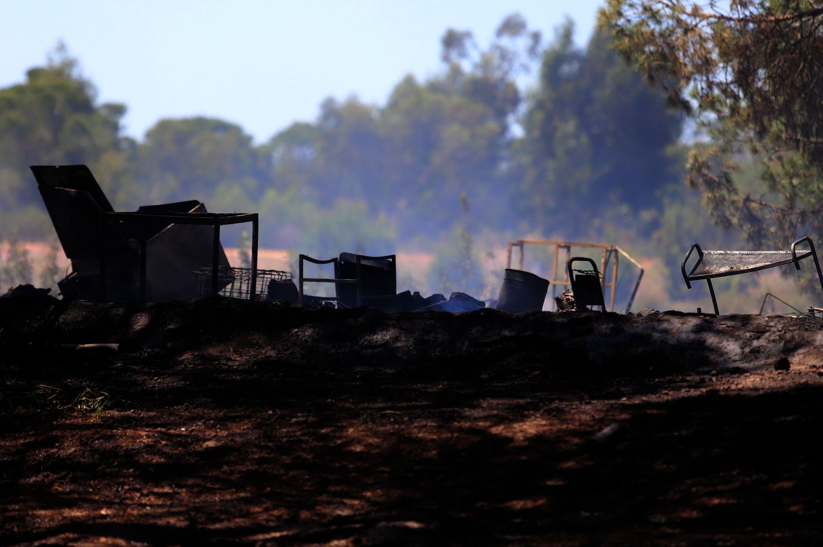 Imágenes del incendio de chabolas en Lucena del Puerto