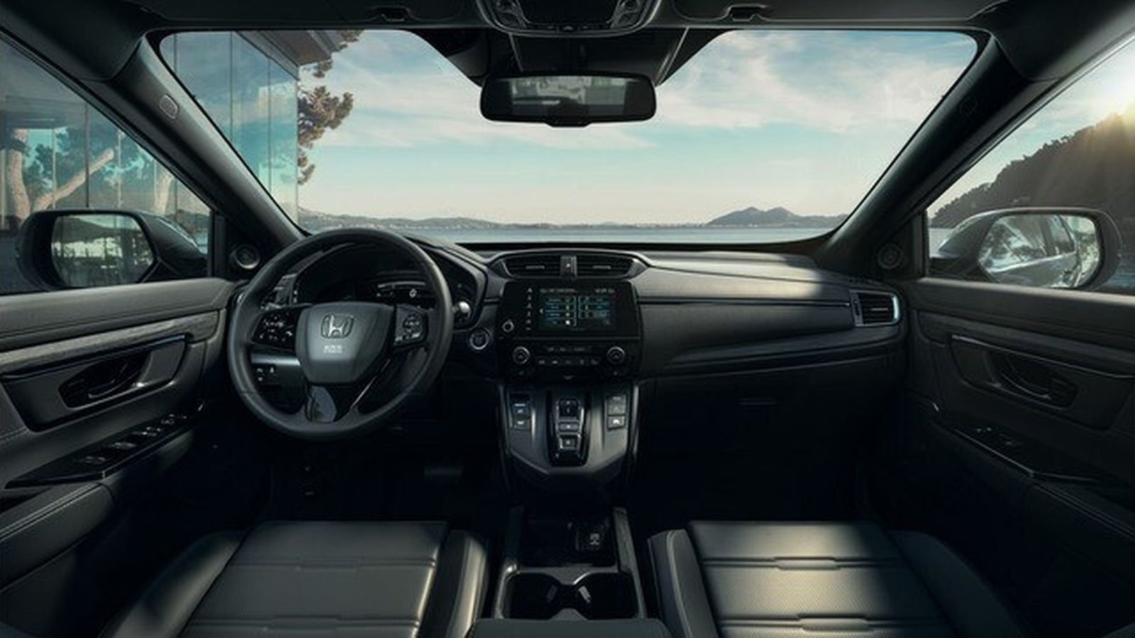 El acabado Sport Line, además de dos colores nuevos para la carrocería, incorpora modificaciones en el interior, como las inserciones de madera.