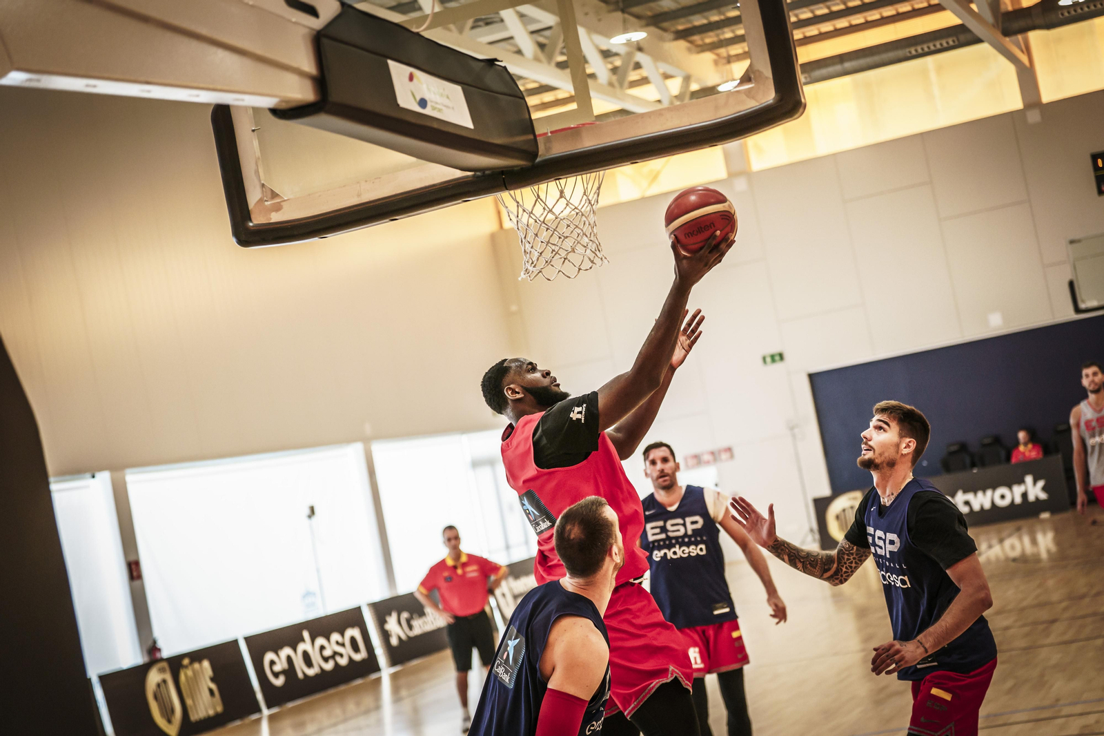 Sesión de la selección española en The Embassy
