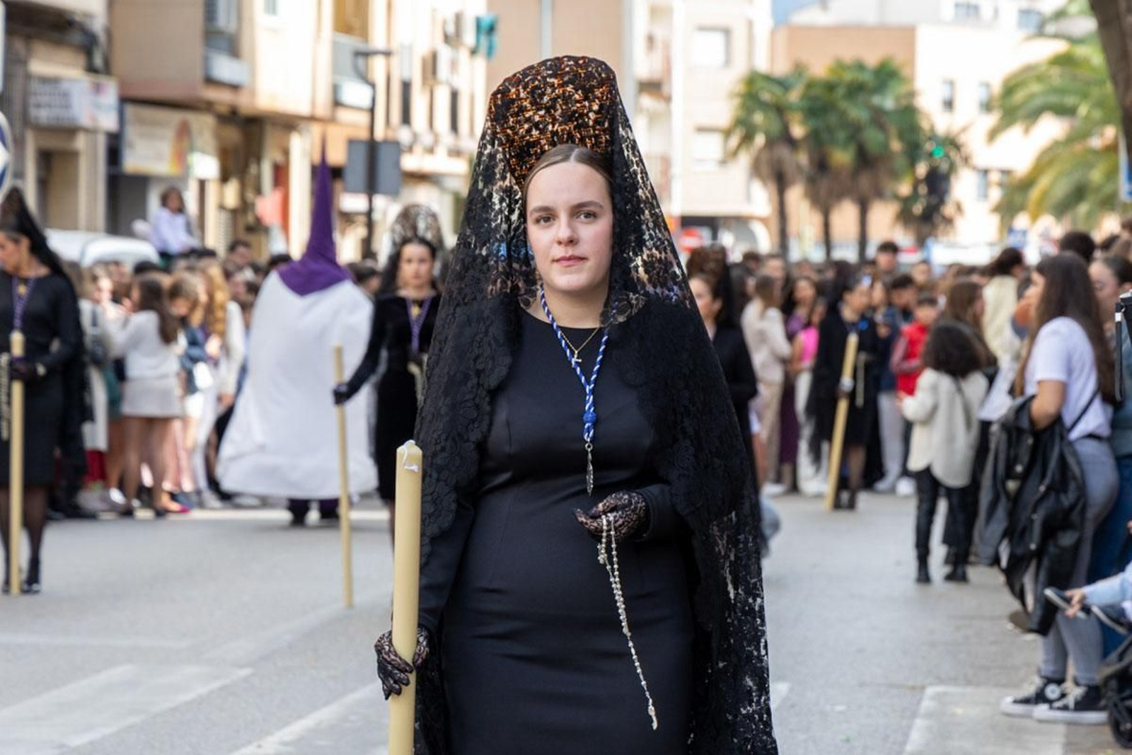 Los jiennenses arropan a las tres cofradías de la tarde en un Domingo de Ramos más caluroso de lo esperado (I)