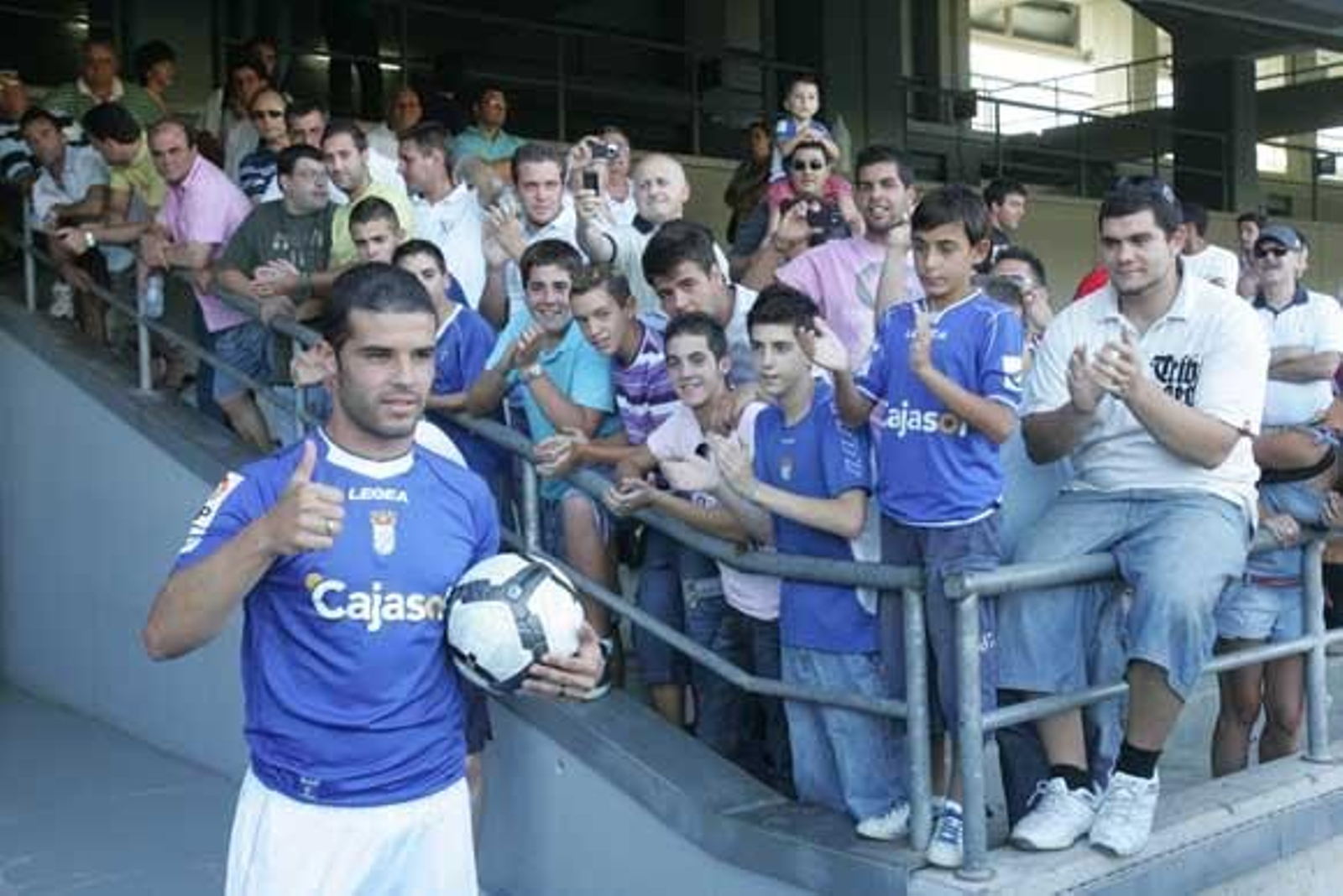 Casado alaba en su presentación el "proyecto ilusionante" del Xerez