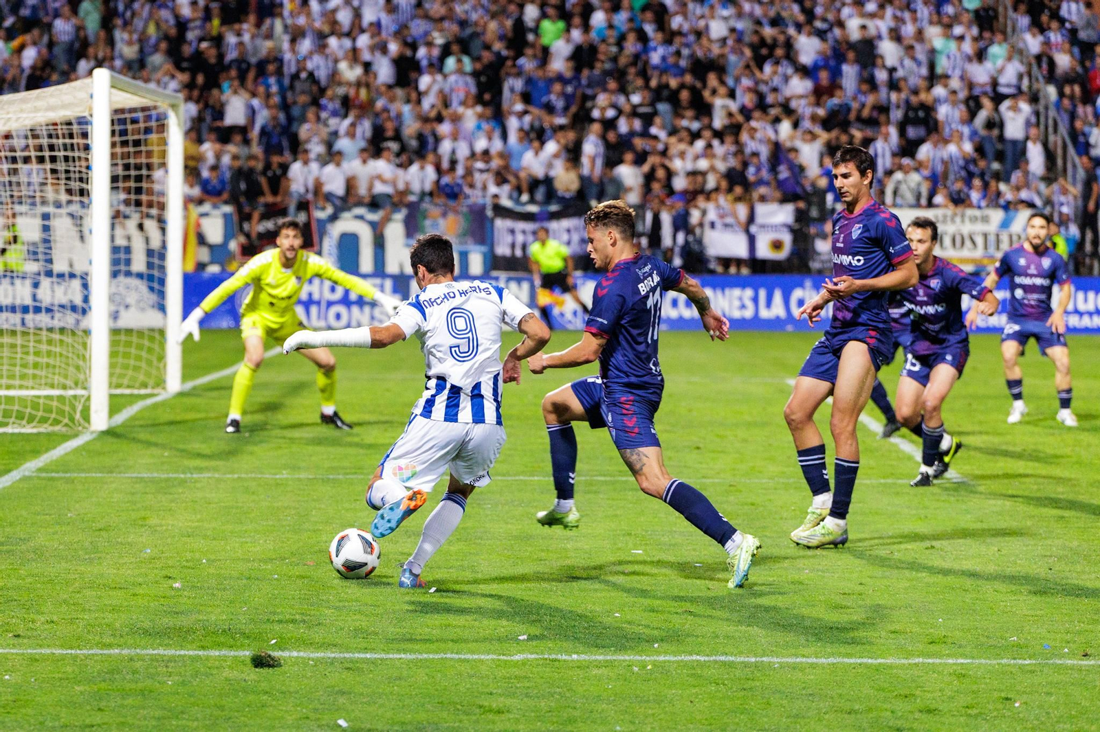 Imágenes del partido entre el Recre y la Segoviana