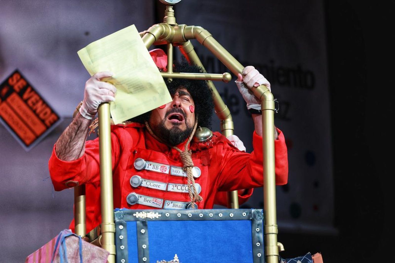 Chirigota 'Hotel y resort Cadi, aquí tiene usté su casa'