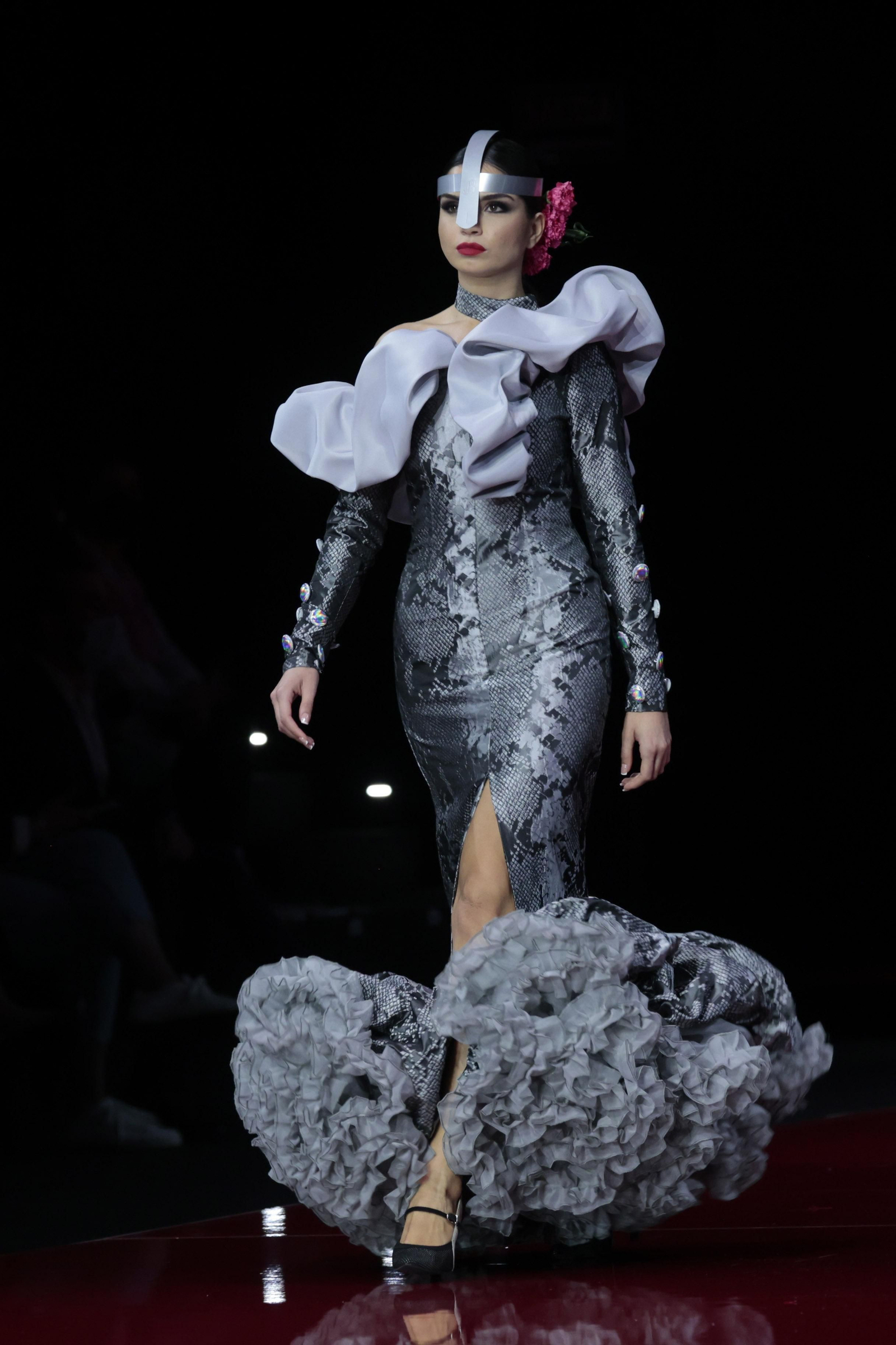 El desfile de José Raposo  en SIMOF 2022, todas las fotos