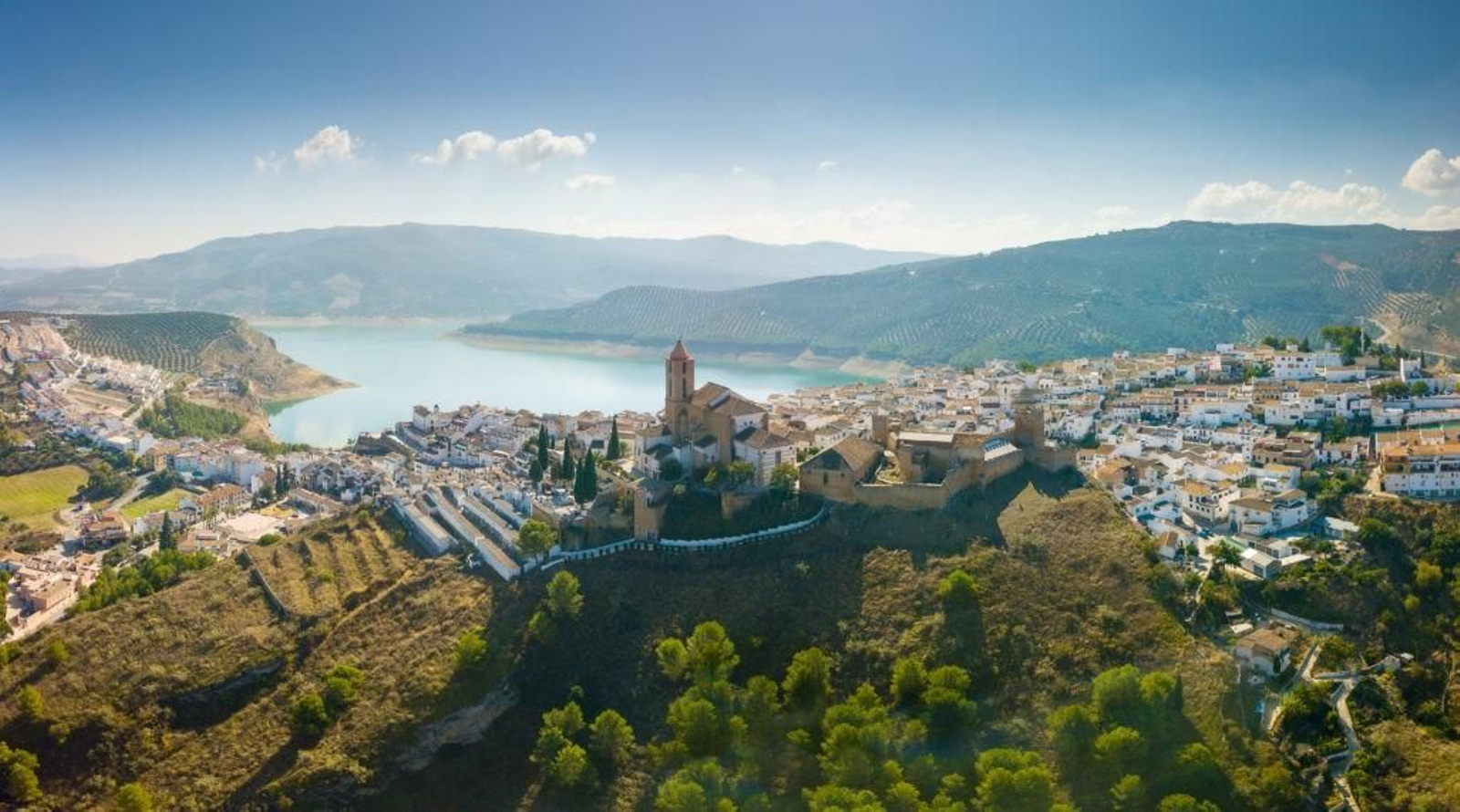 Iznájar (Córdoba): 784 votos