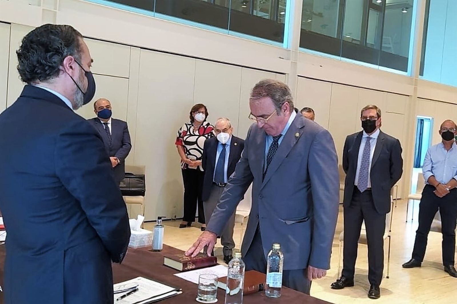 Federico Fernández,  durante su toma de posesión