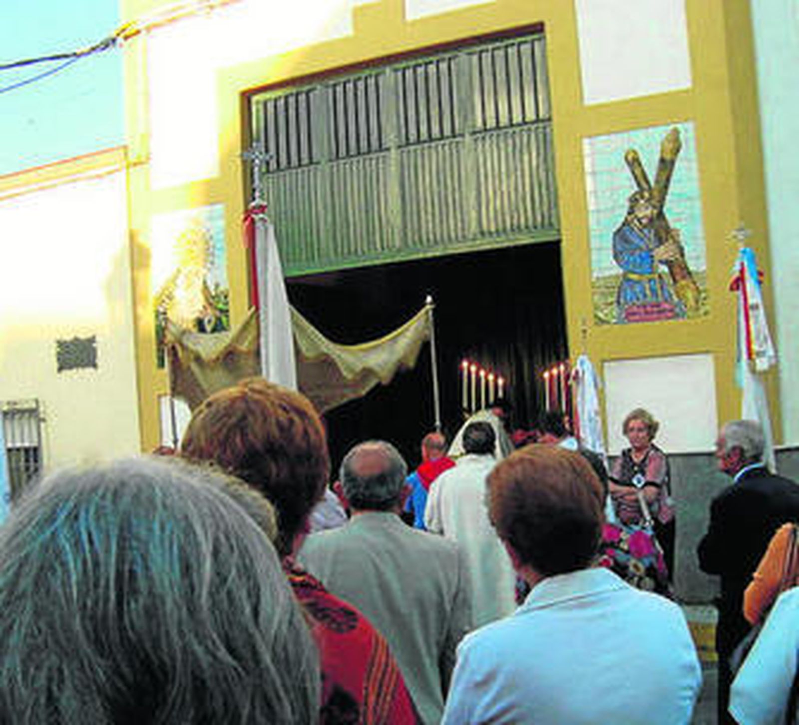 Fervor en Tabernas durante la Vigilia Diocesana de "Espigas"
