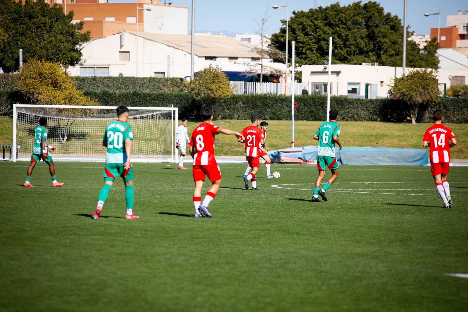 Las imágenes de Segunda RFEF entre Almeria B y recreativo de Granada