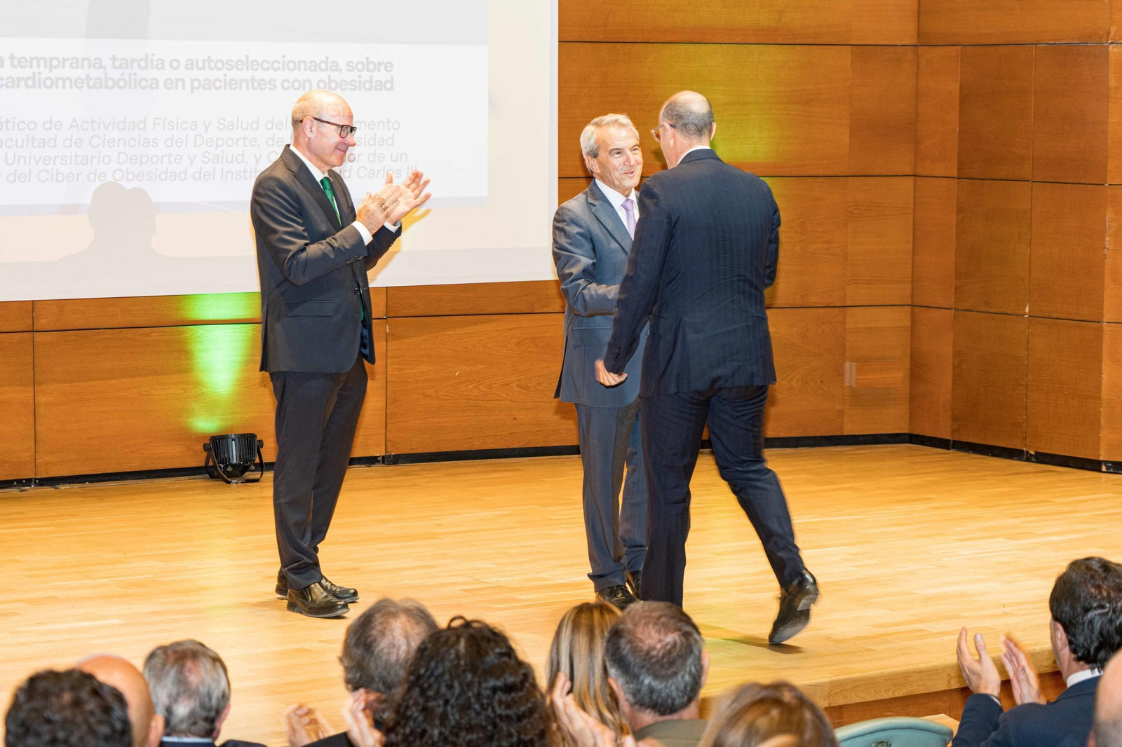 Fotos: Así ha recibido Jonatan R. Ruiz el XXI Premio Ciencias de la Salud Fundación Caja Rural Granada