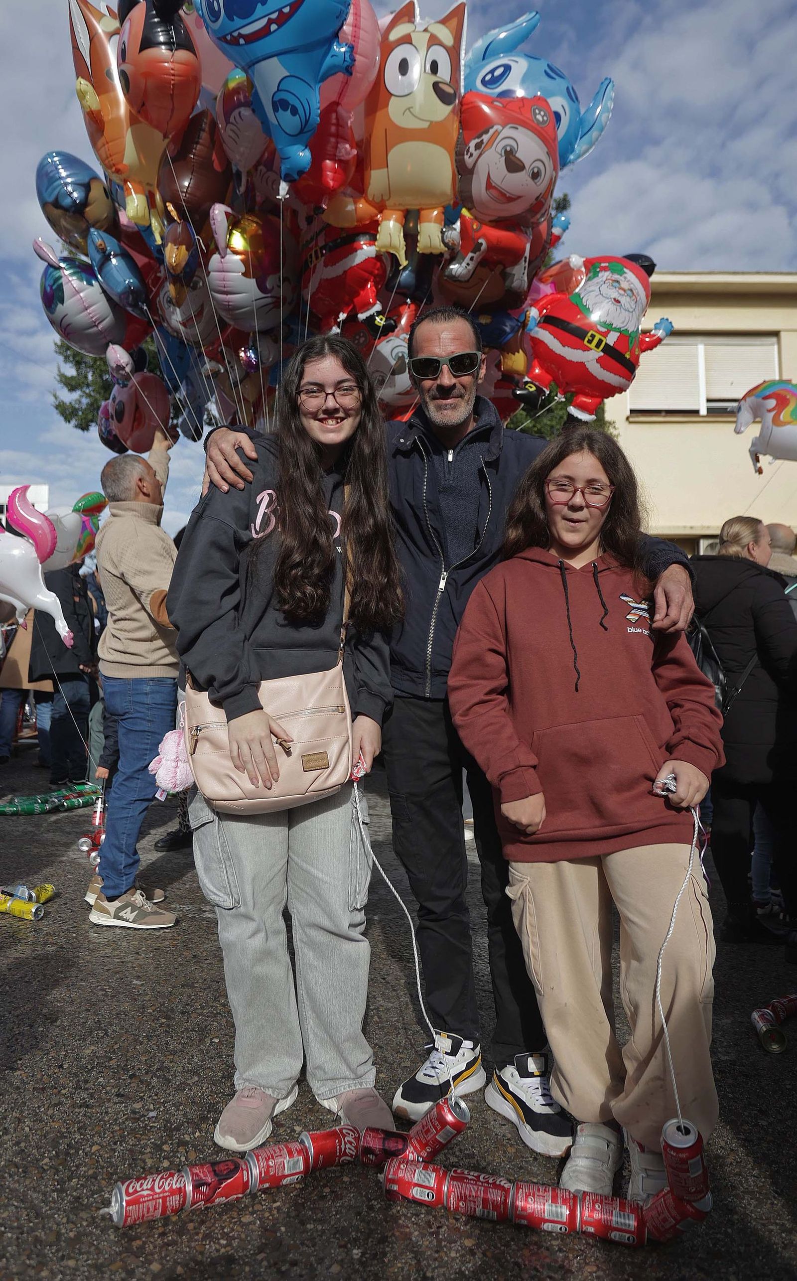 Búscate en el multitudinario arrastre de latas 2026 en Algeciras