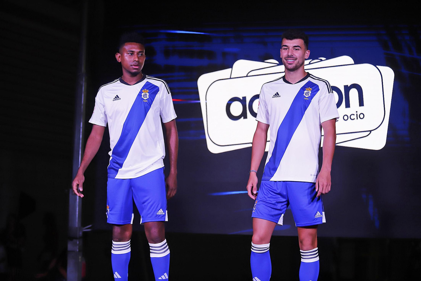 Imágenes de las nuevas equipaciones del Recreativo de Huelva para la temporada 2023/24