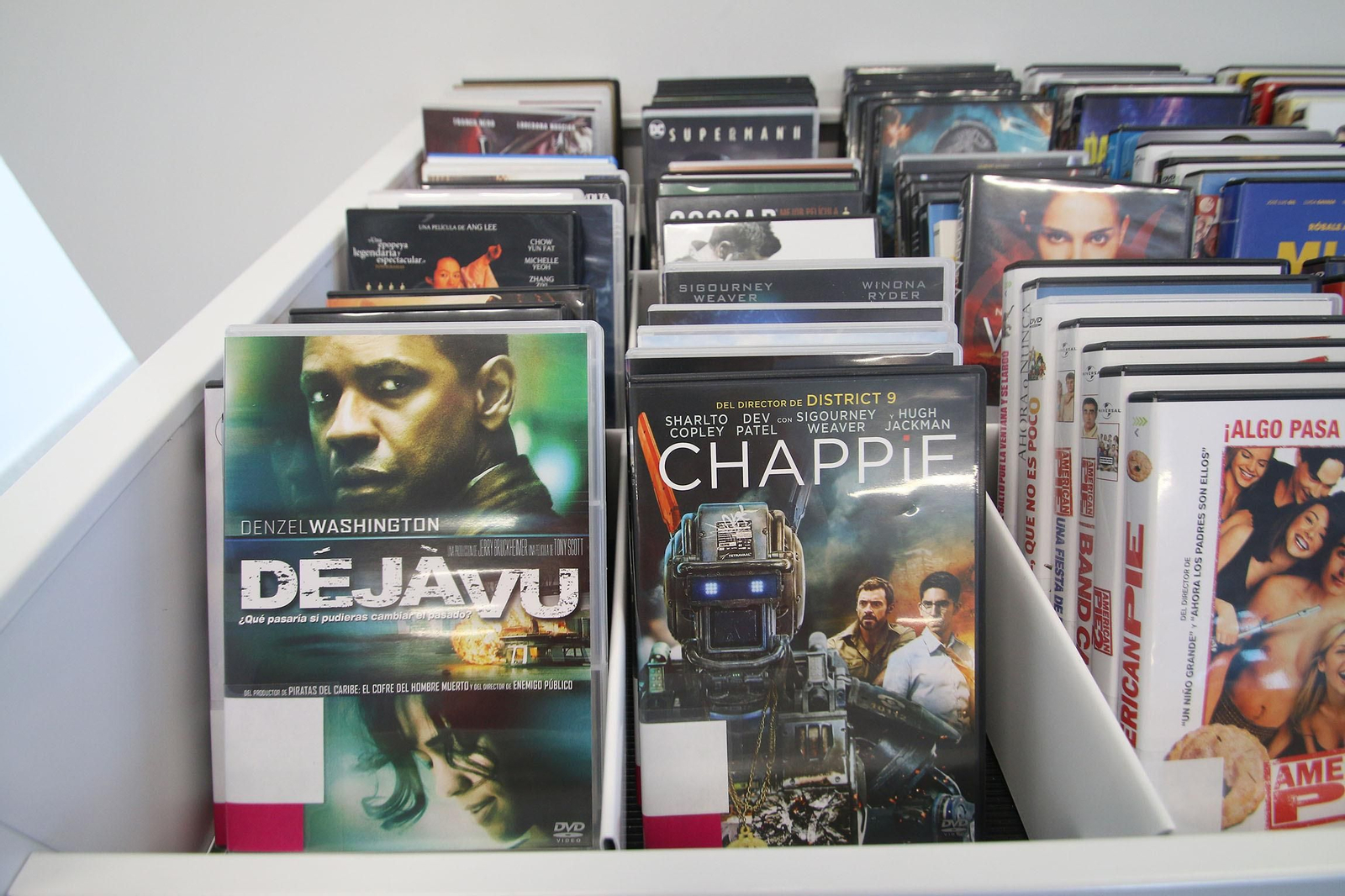 Fotogalería de la Biblioteca Central José María Artero