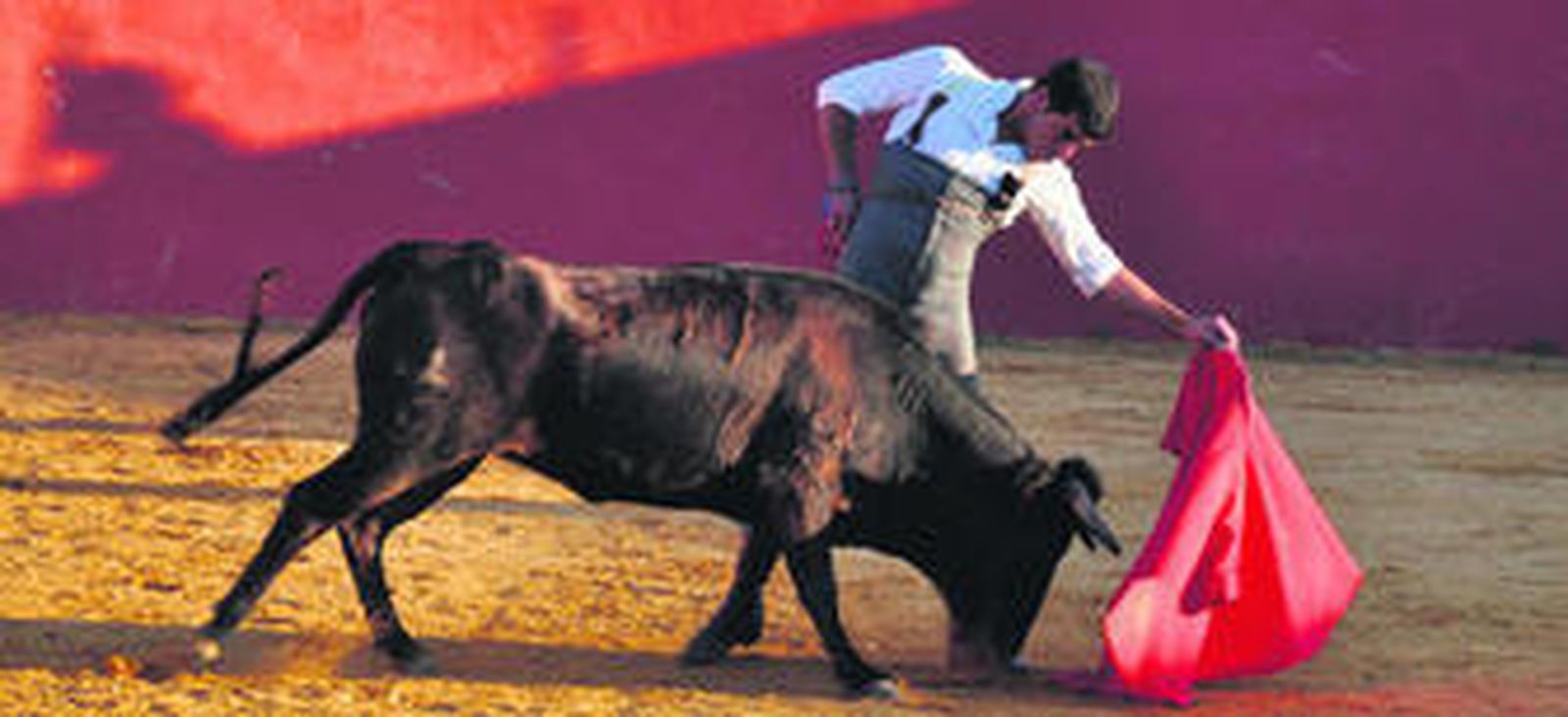 Benjamín Gómez, al natural, el pasado martes en la plaza de tientas de Salvador Domecq Sainz de Rozas.