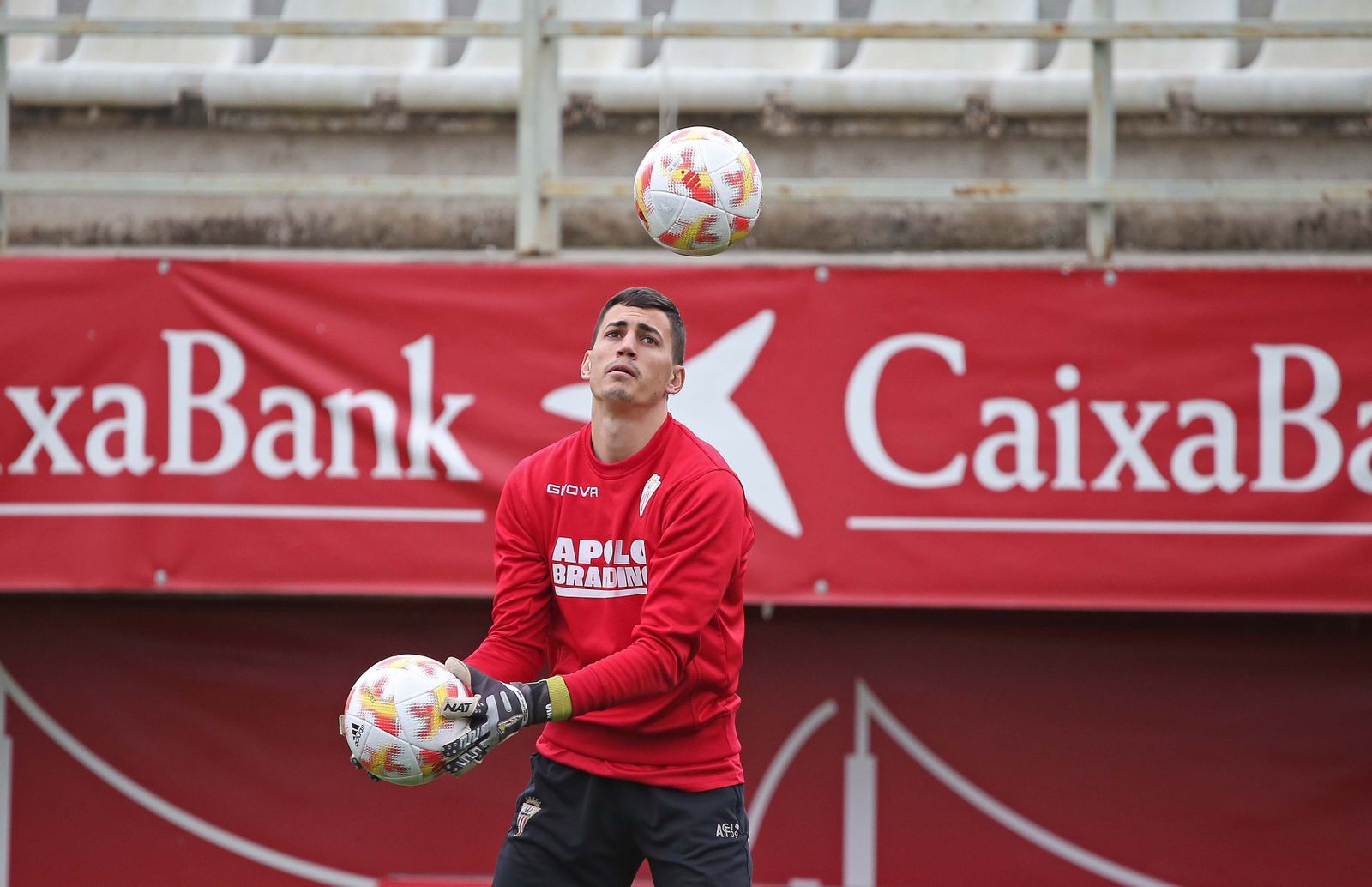 Fotos del entrenamiento del Algeciras CF con el portero Rubén Miño