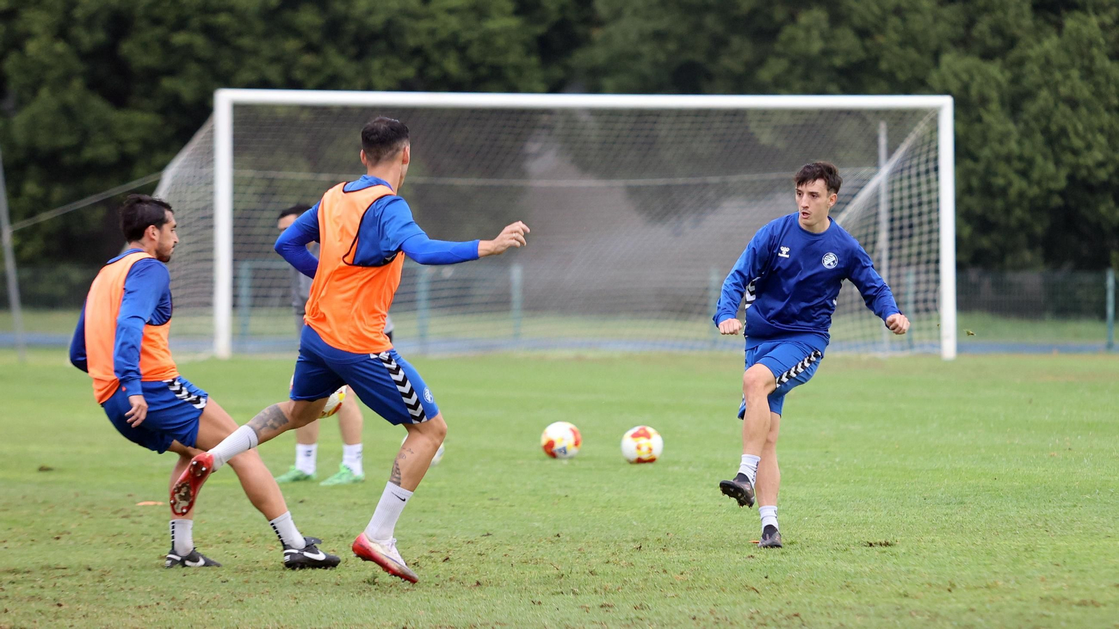 Primer entrenamiento del nuevo entrenador en el Xerez DFC